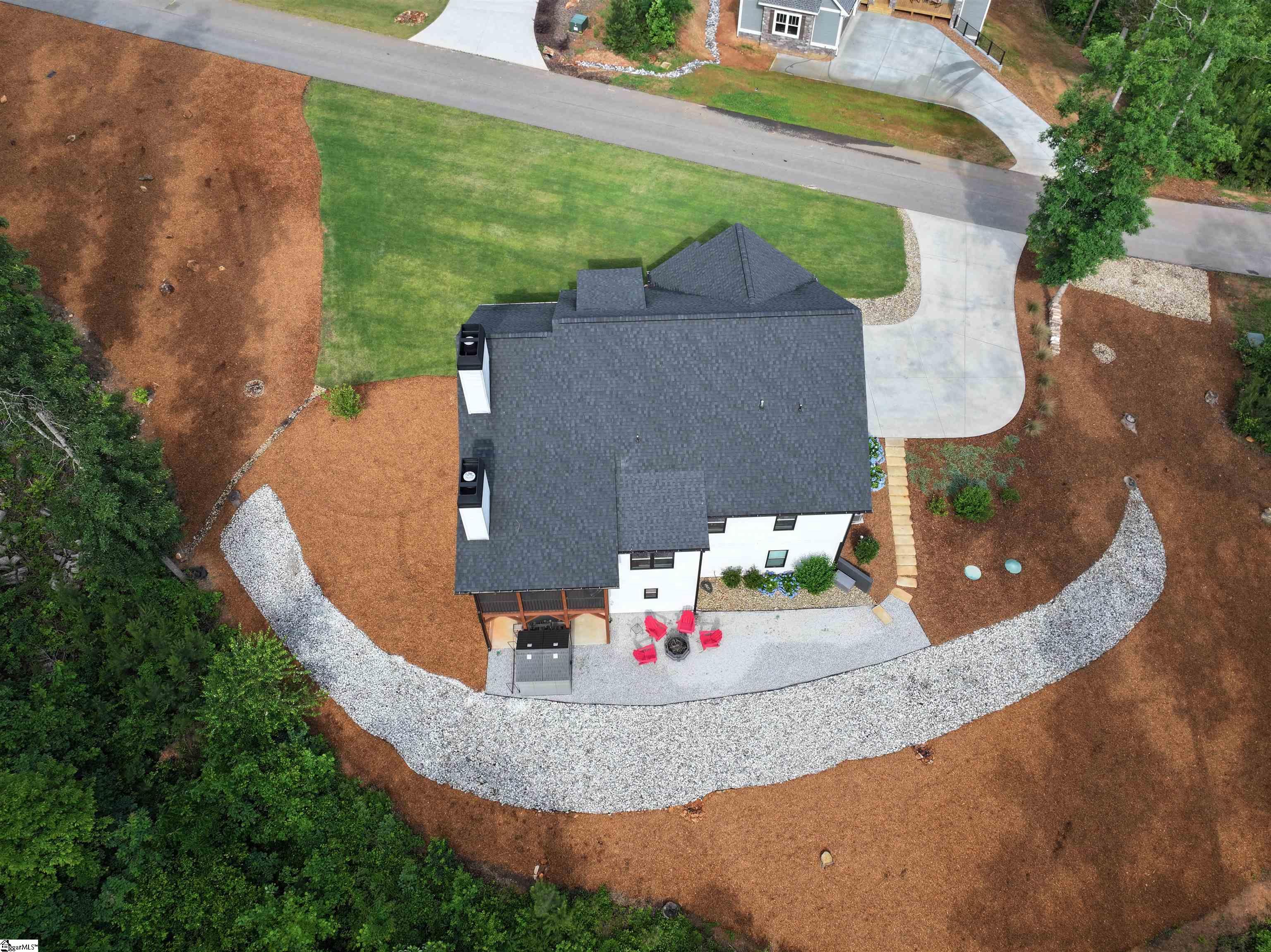 118 Squirrel Point Six Mile, SC 29682