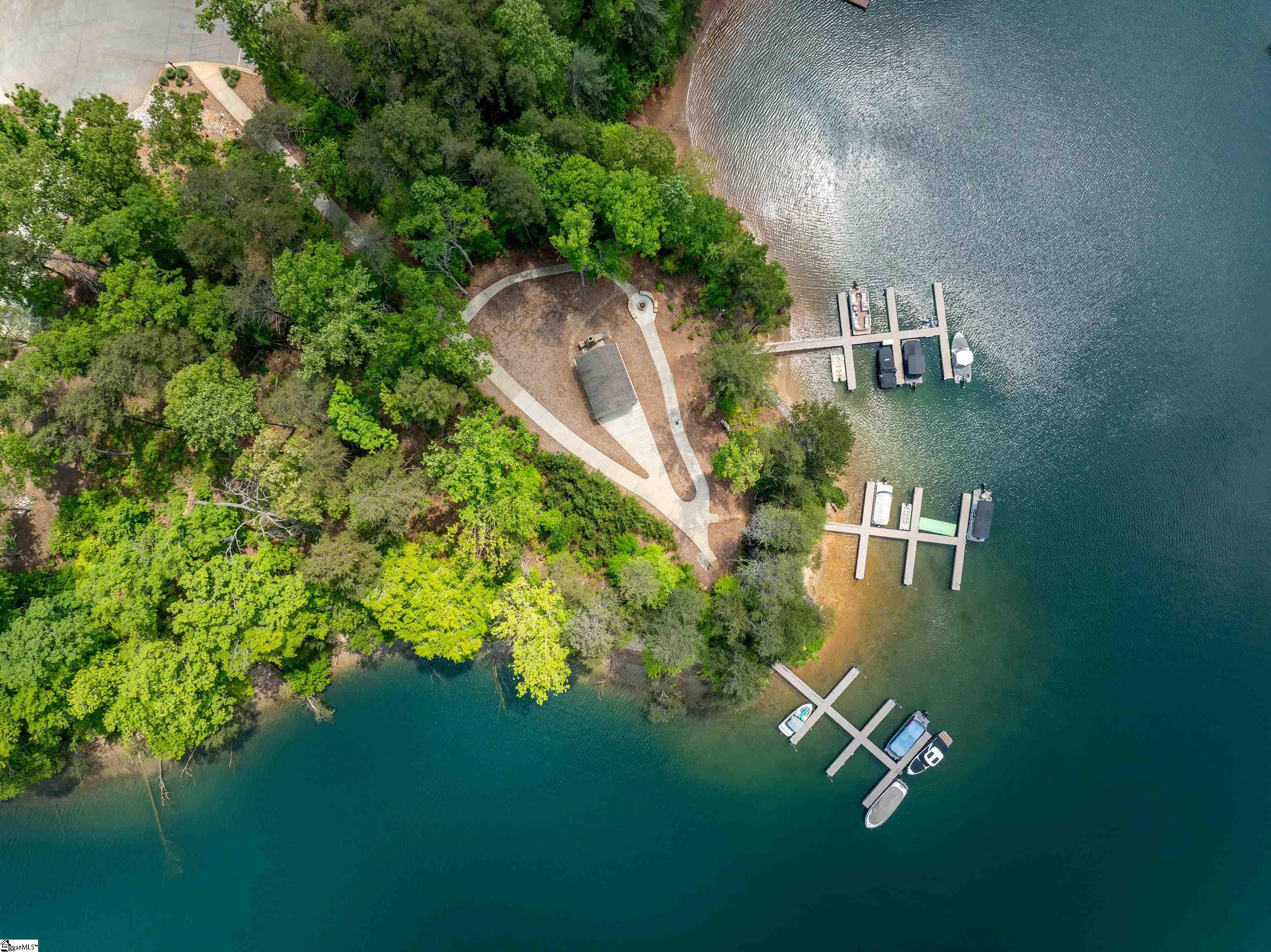 118 Squirrel Point Six Mile, SC 29682