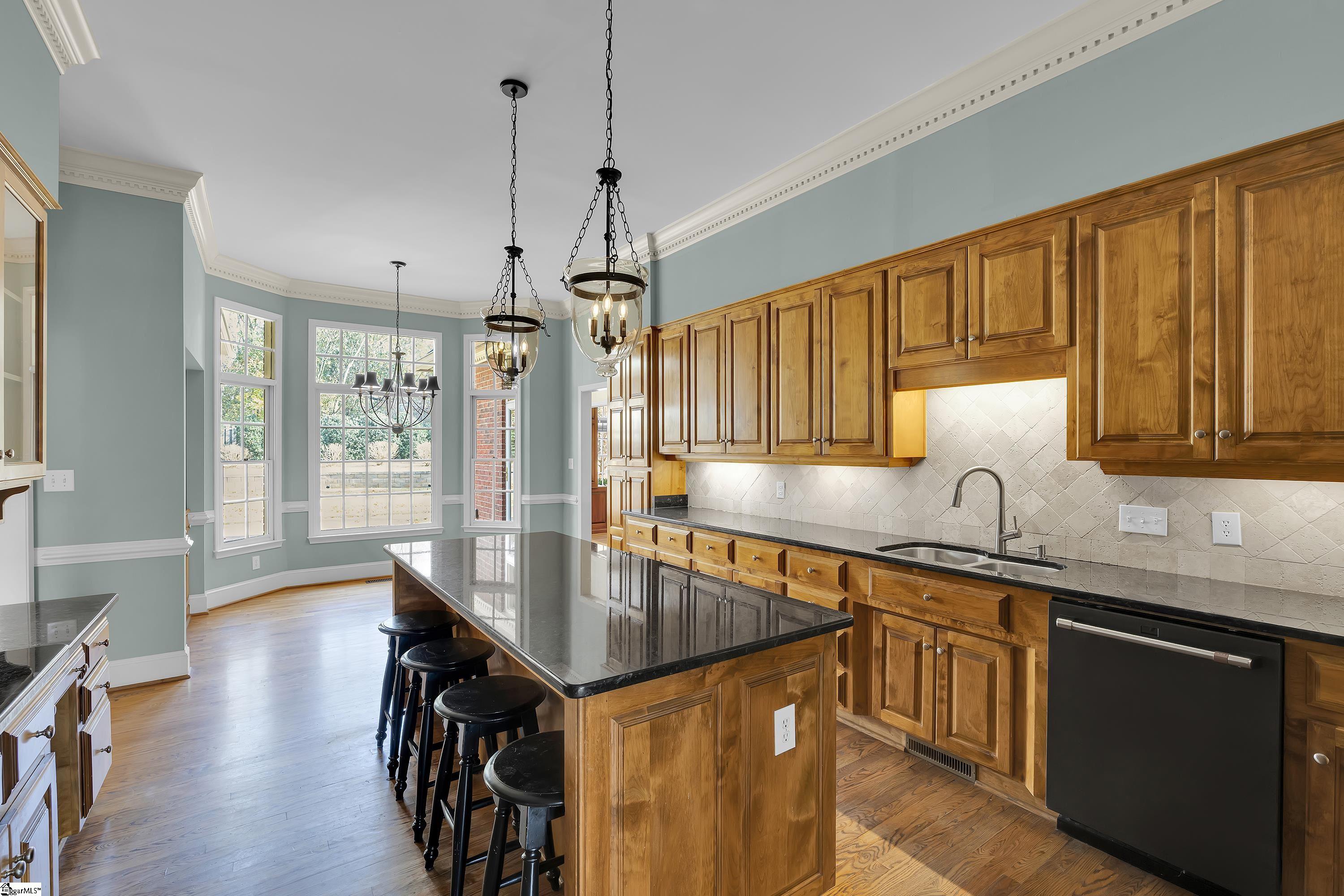 111 W Woodglen Road Spartanburg, SC 29301