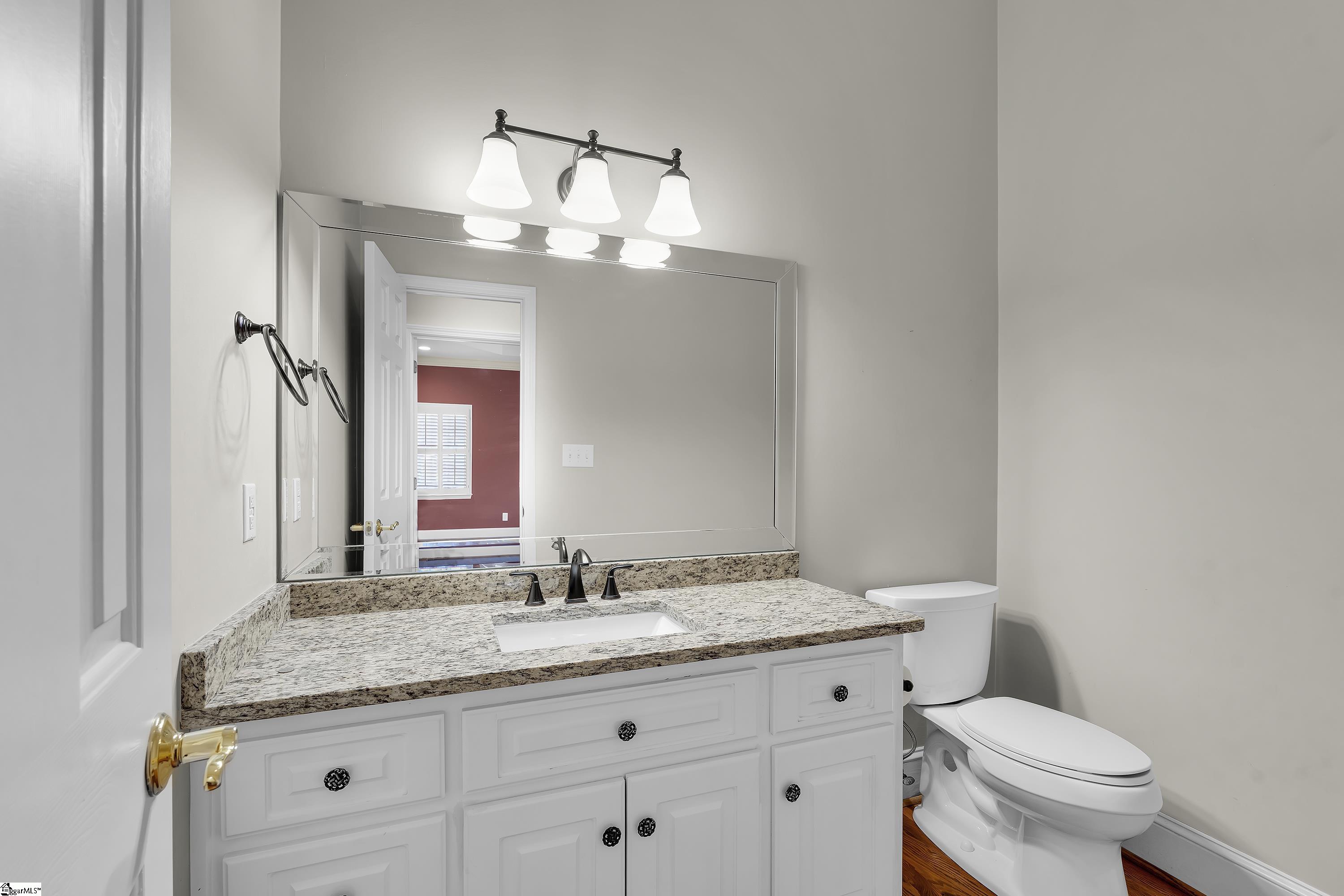 111 W Woodglen Road Spartanburg, SC 29301