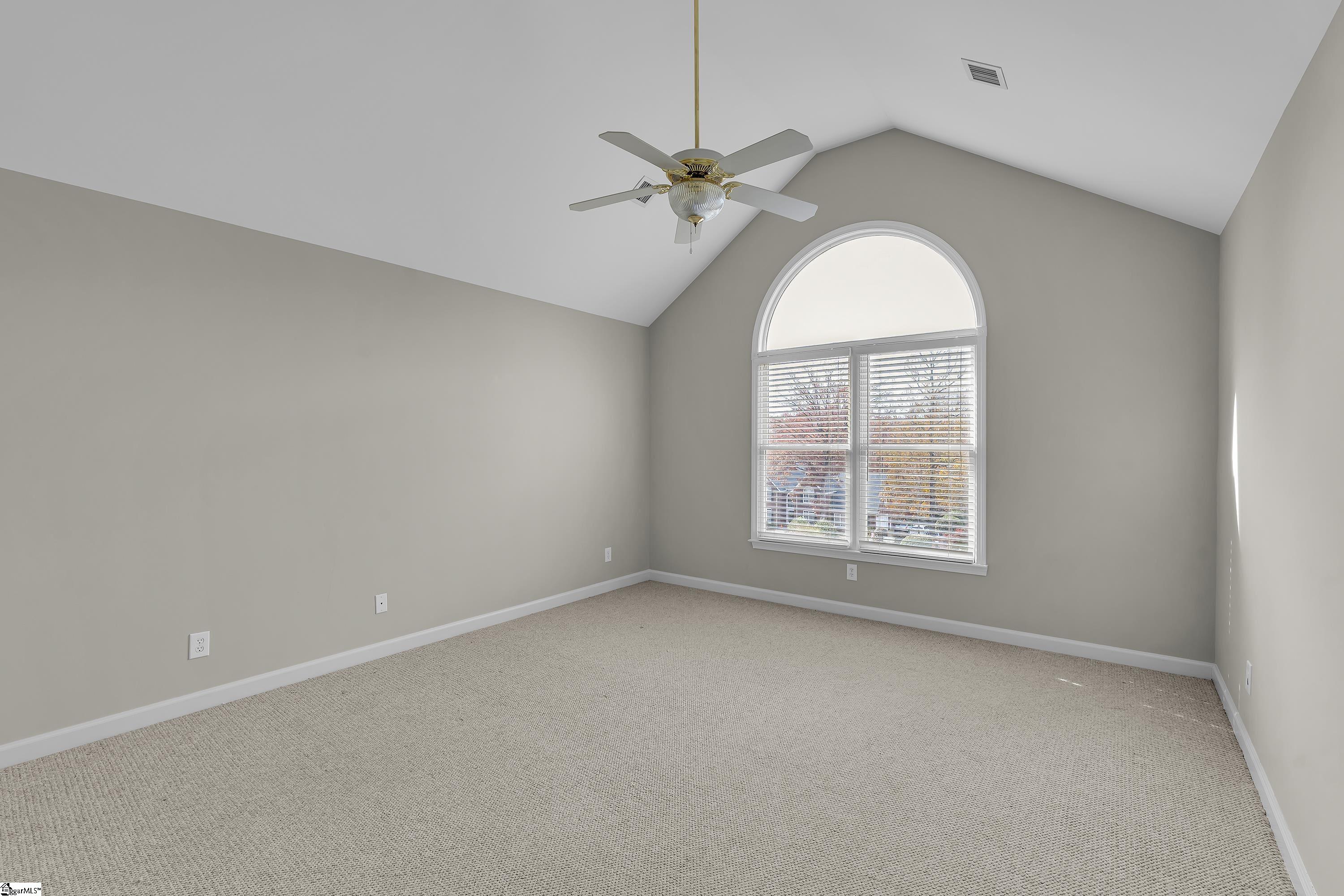 111 W Woodglen Road Spartanburg, SC 29301