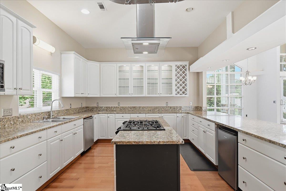 102 Greenleaf Lane Easley, SC 29642