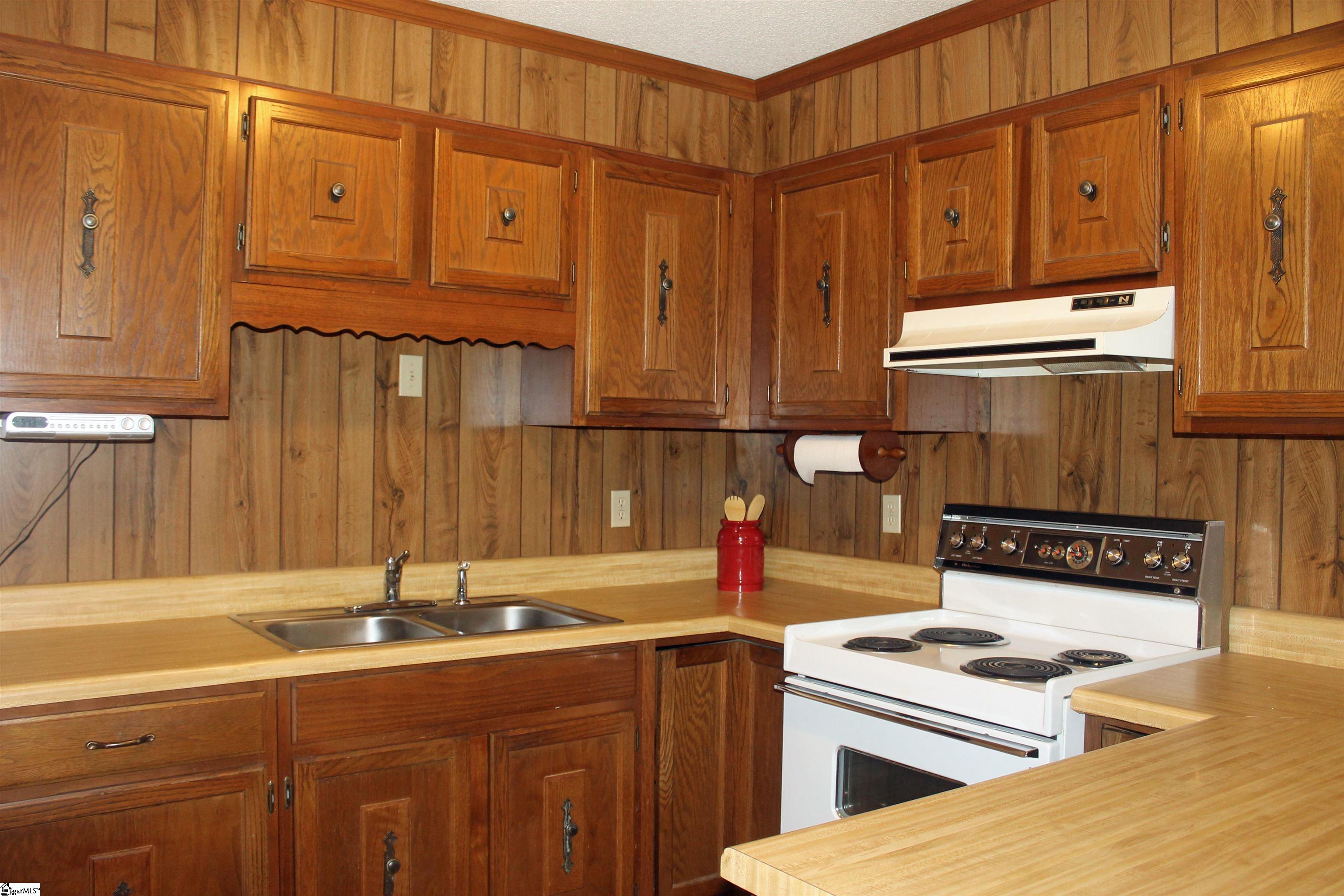 1007 Oneal Street Belton, SC 29627-1113