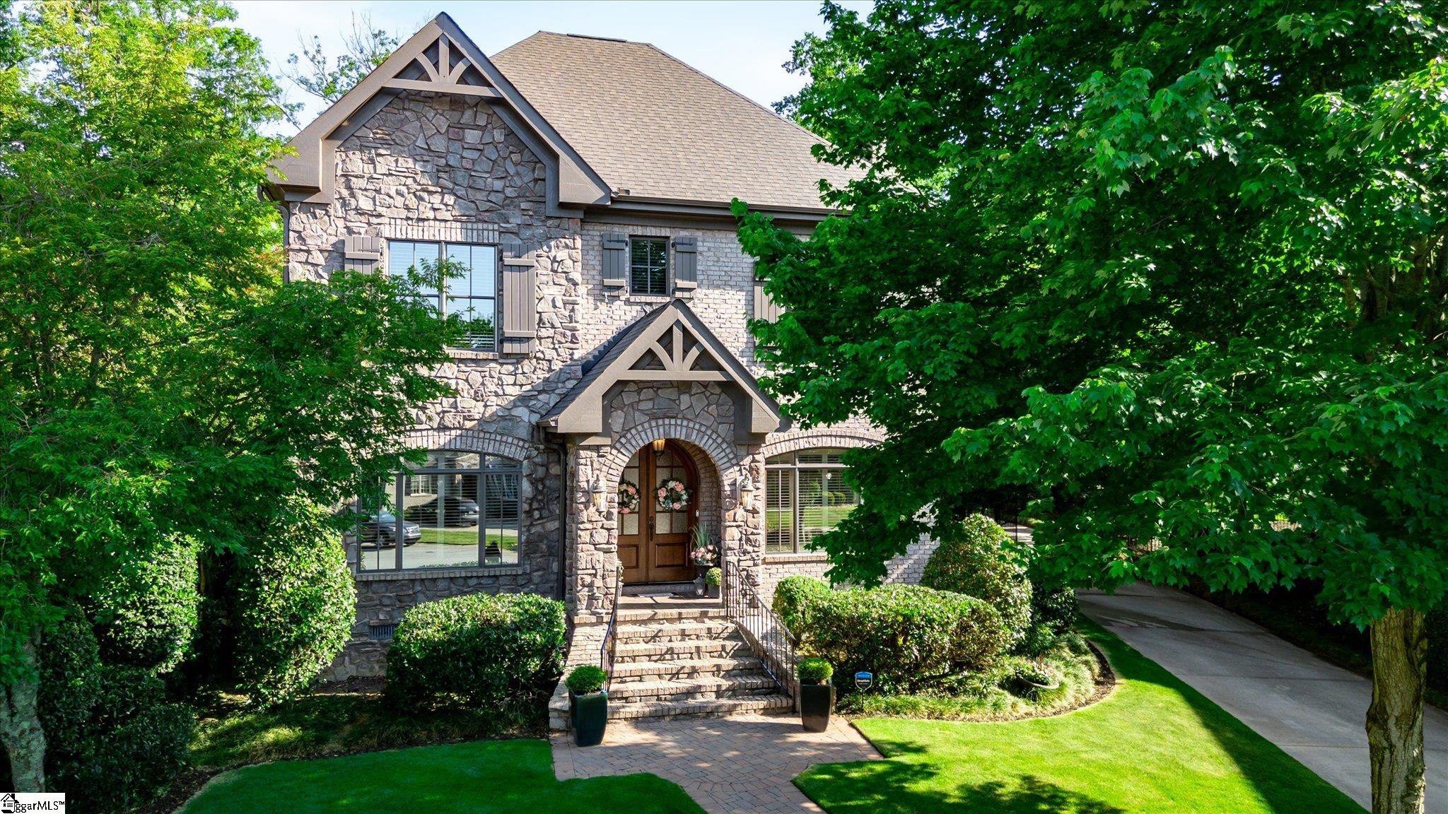 10 Travertine Court Greenville, SC 29615
