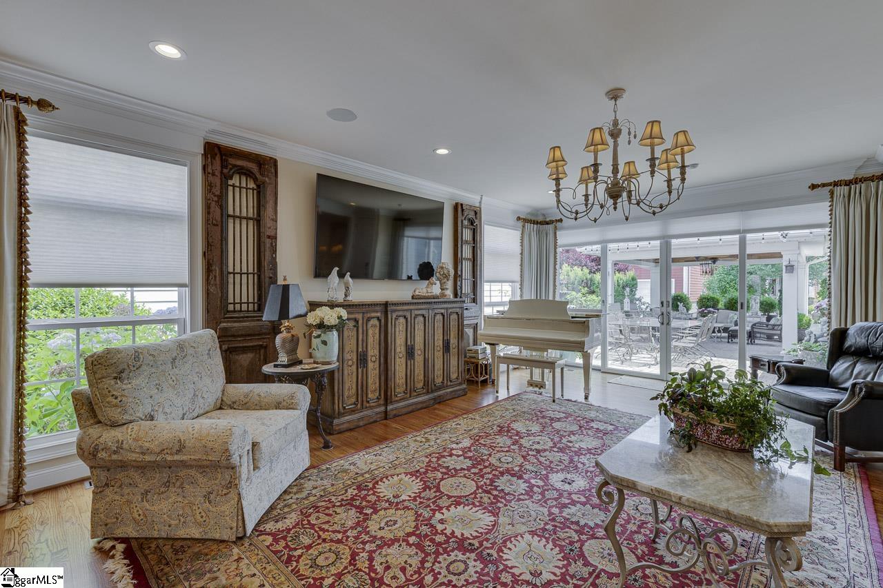 20 Flintwood Drive Simpsonville, SC 29681