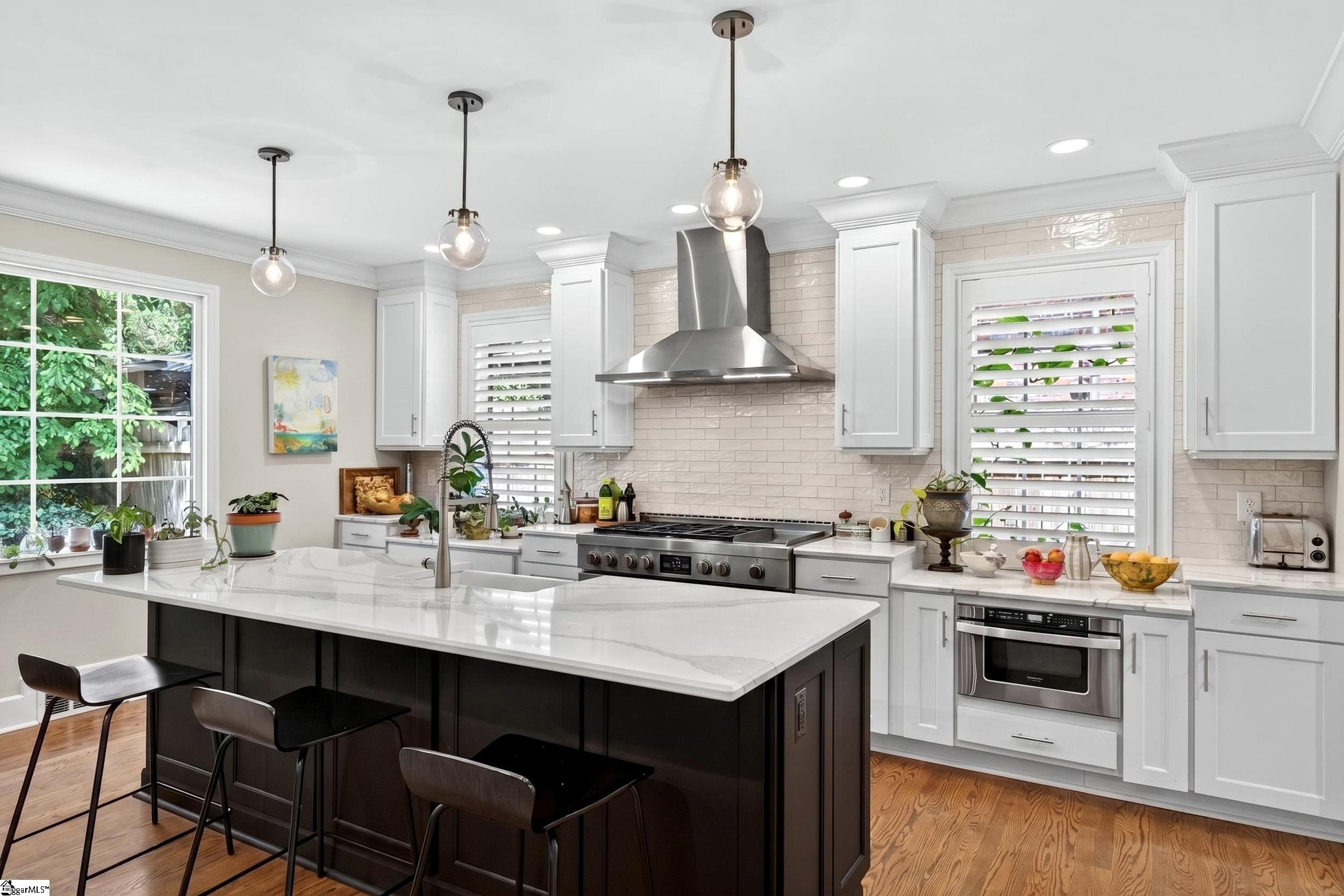 121 Tindal Avenue Greenville, SC 29605