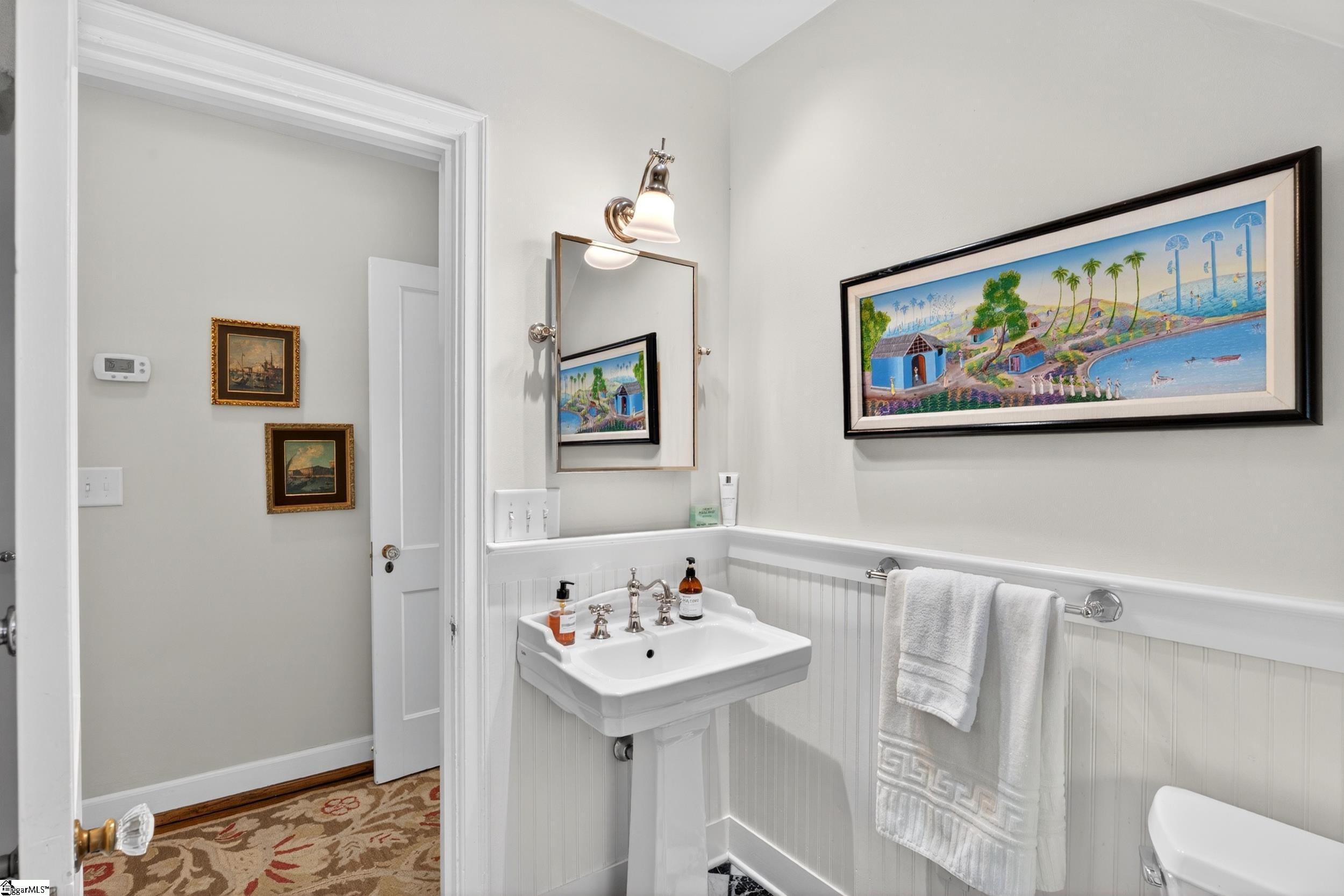 121 Tindal Avenue Greenville, SC 29605