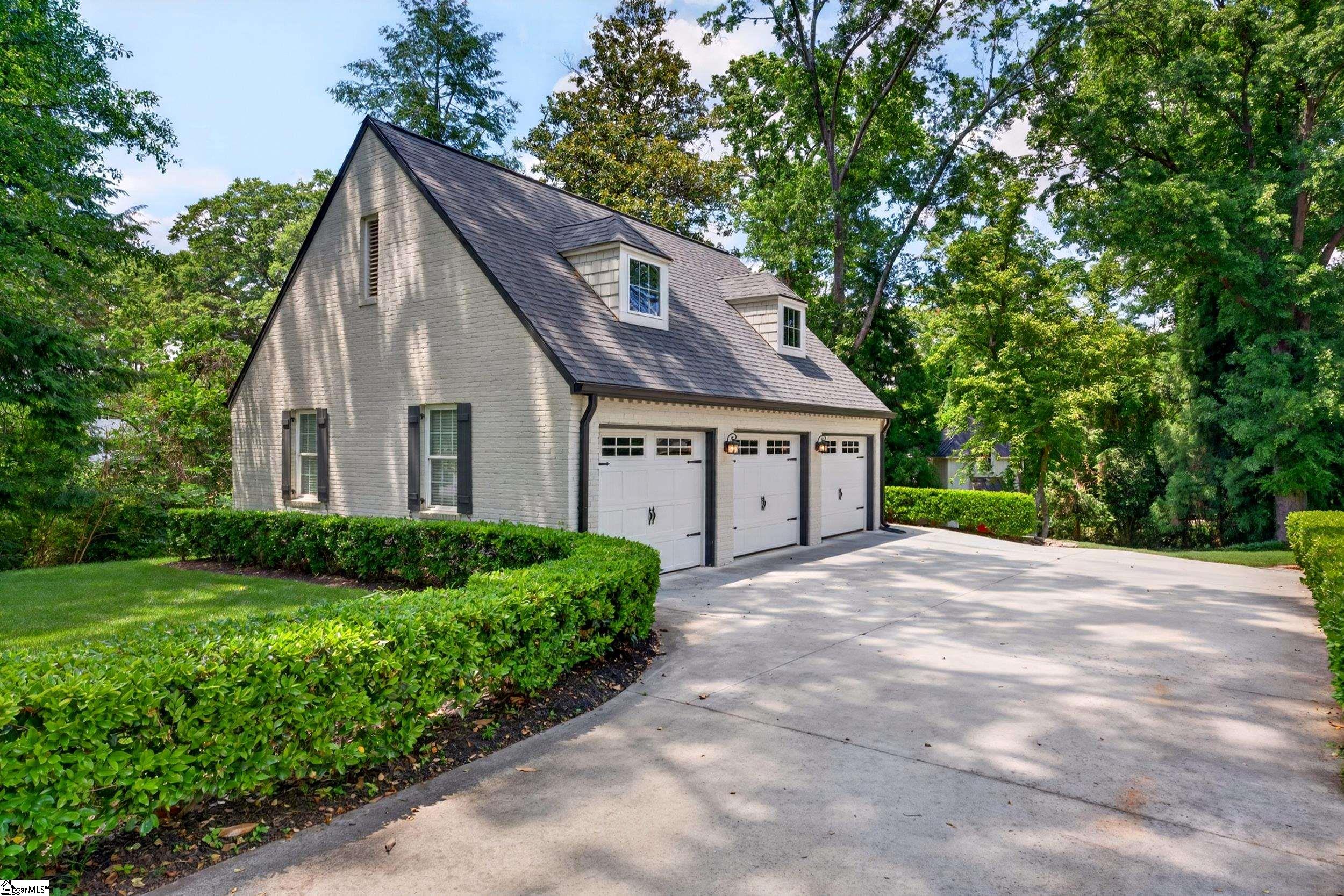 121 Tindal Avenue Greenville, SC 29605