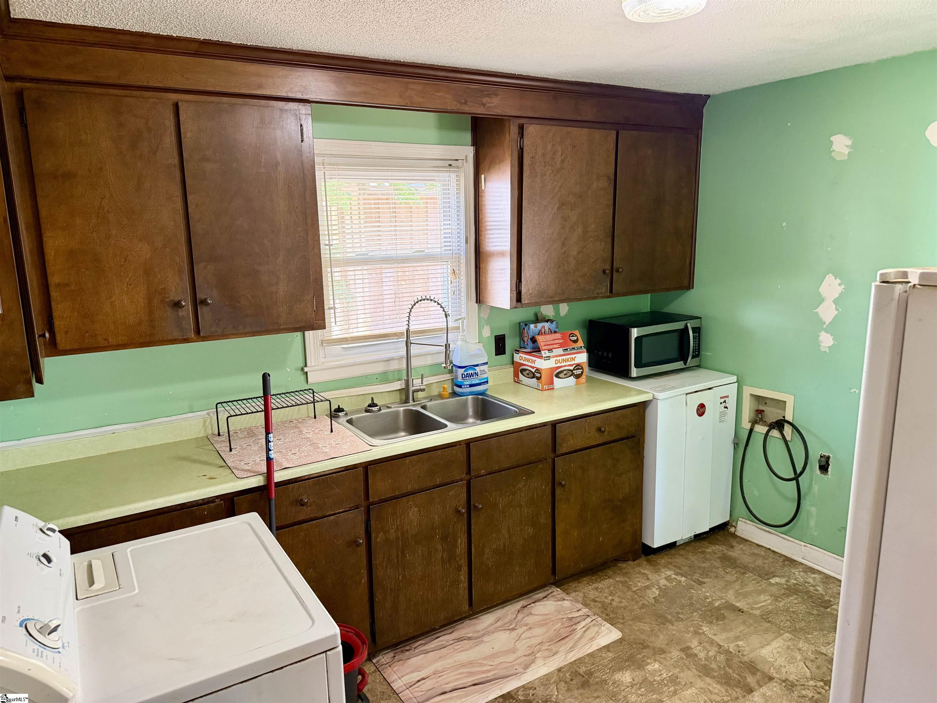 23 Woodbriar Court Greenville, SC 29617