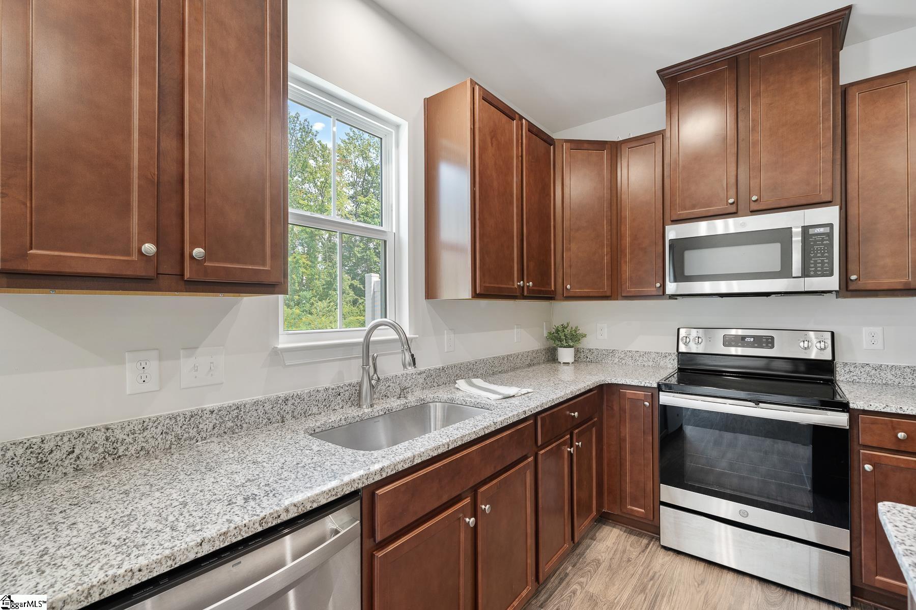 565 Preakness Run Spartanburg, SC 29301