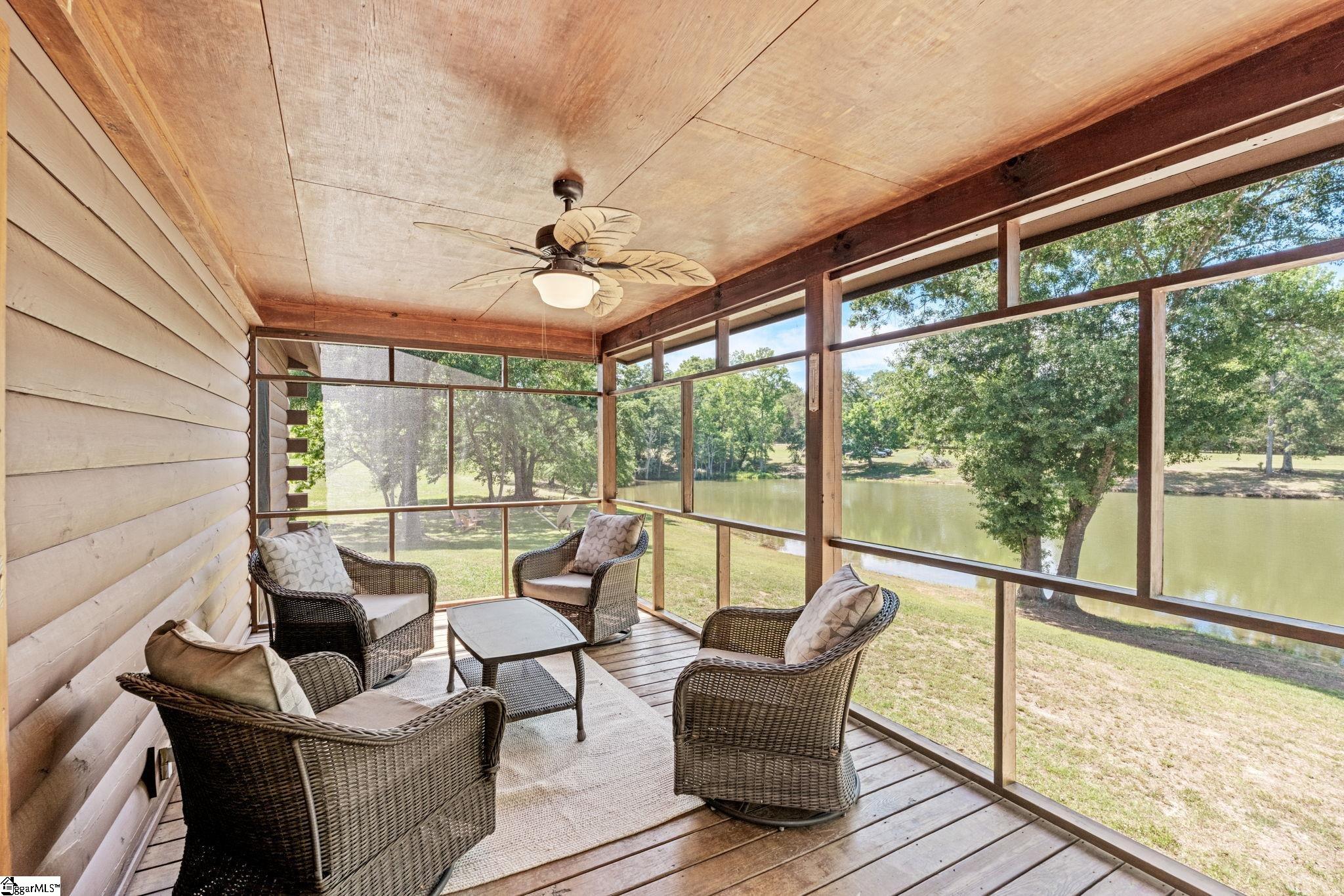 425 Cooper Bridge Road Woodruff, SC 29388