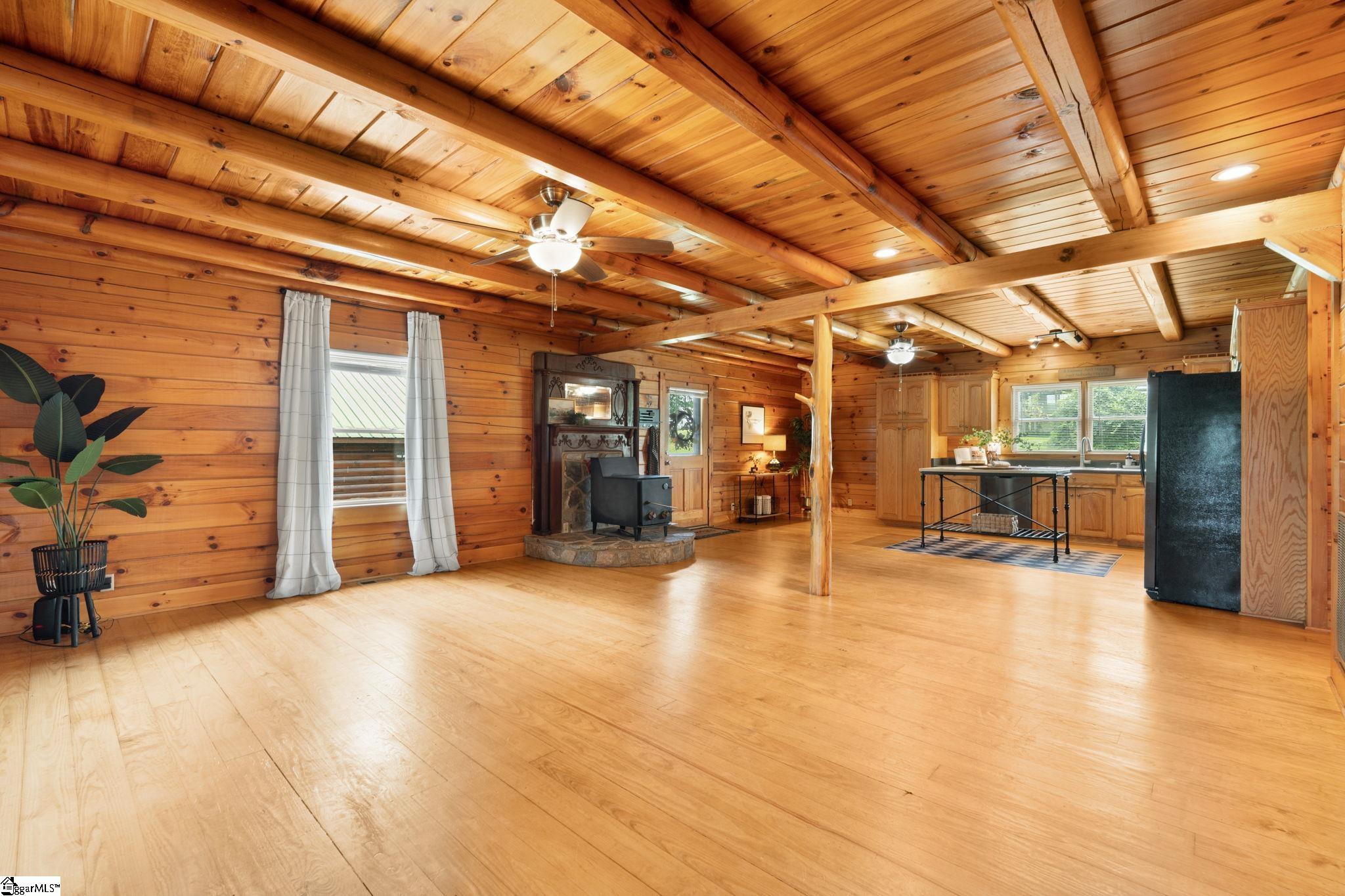 425 Cooper Bridge Road Woodruff, SC 29388