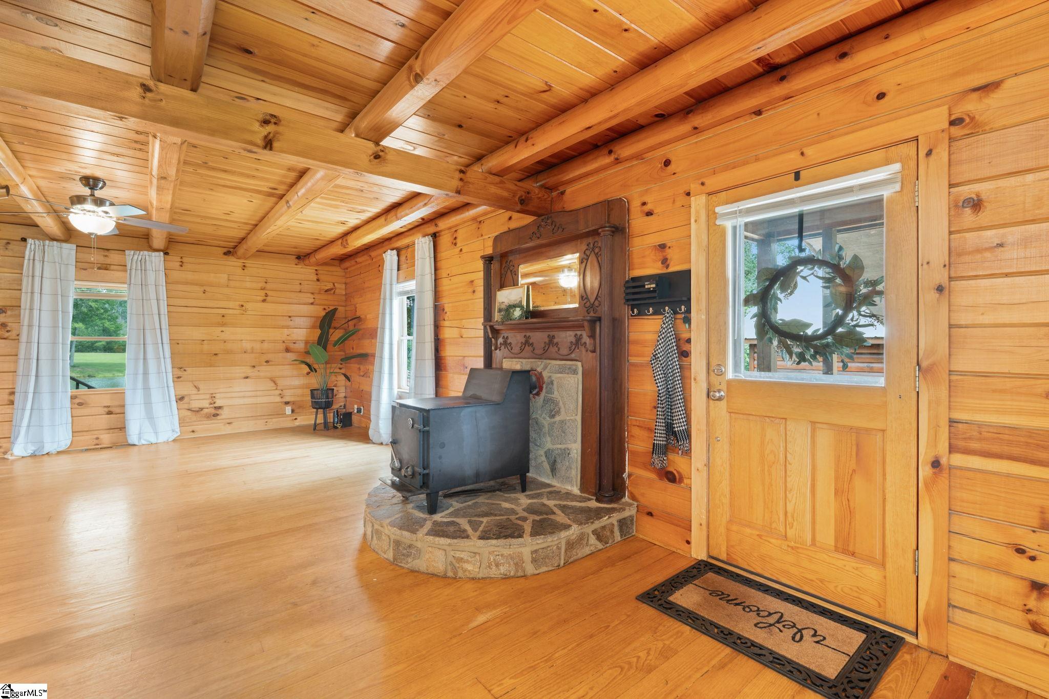 425 Cooper Bridge Road Woodruff, SC 29388
