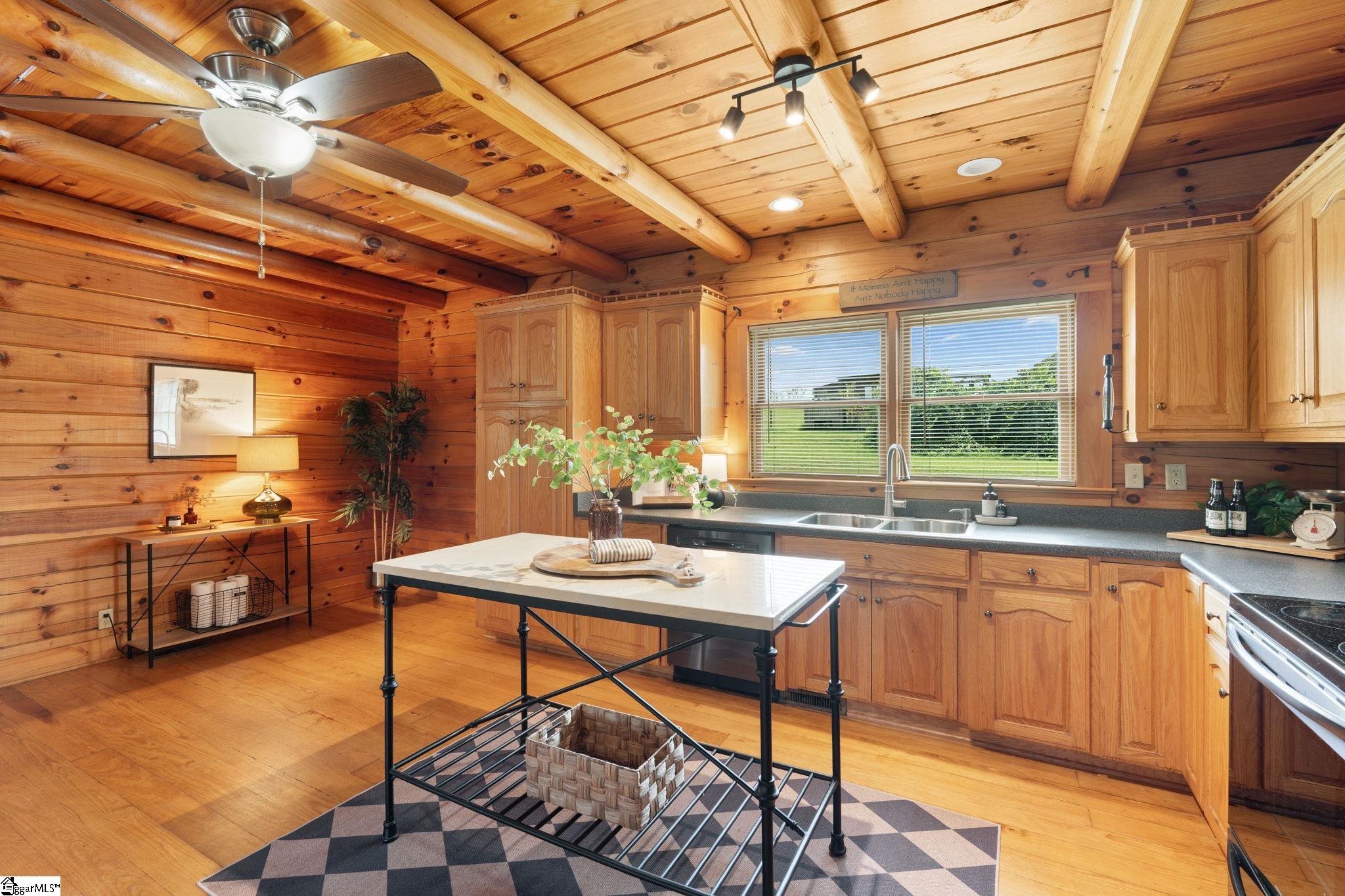 425 Cooper Bridge Road Woodruff, SC 29388