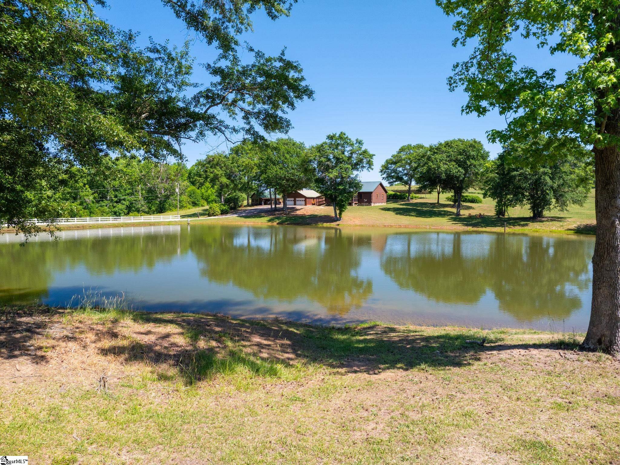 425 Cooper Bridge Road Woodruff, SC 29388