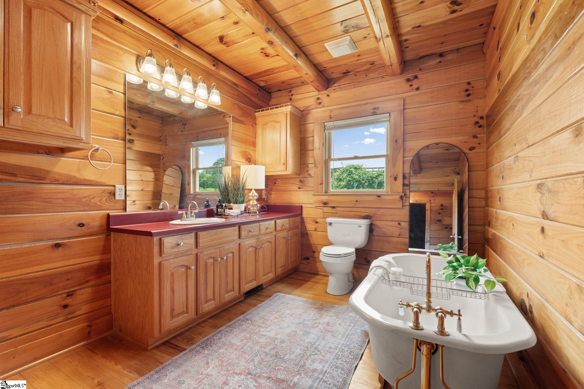 425 Cooper Bridge Road Woodruff, SC 29388