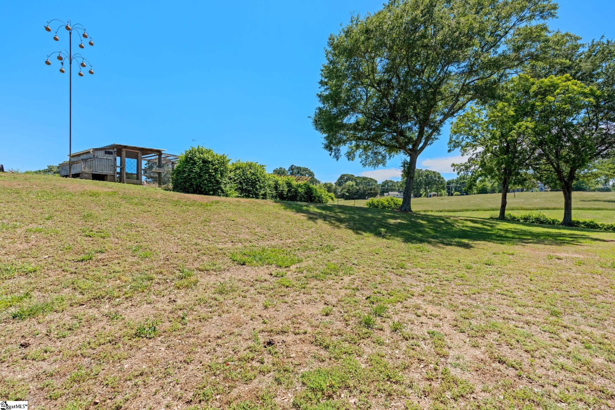 425 Cooper Bridge Road Woodruff, SC 29388