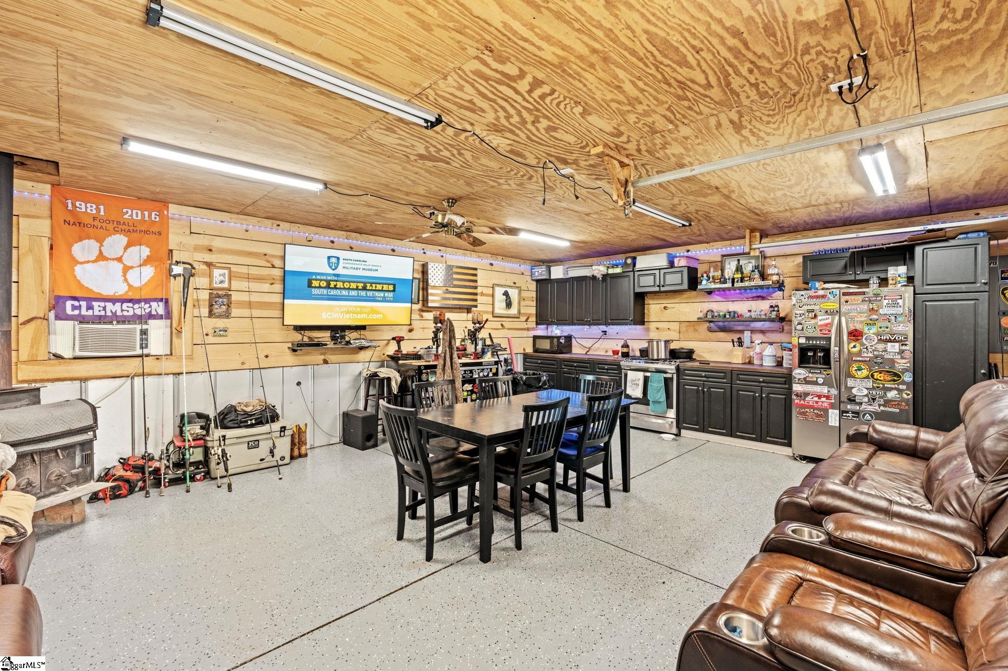 425 Cooper Bridge Road Woodruff, SC 29388