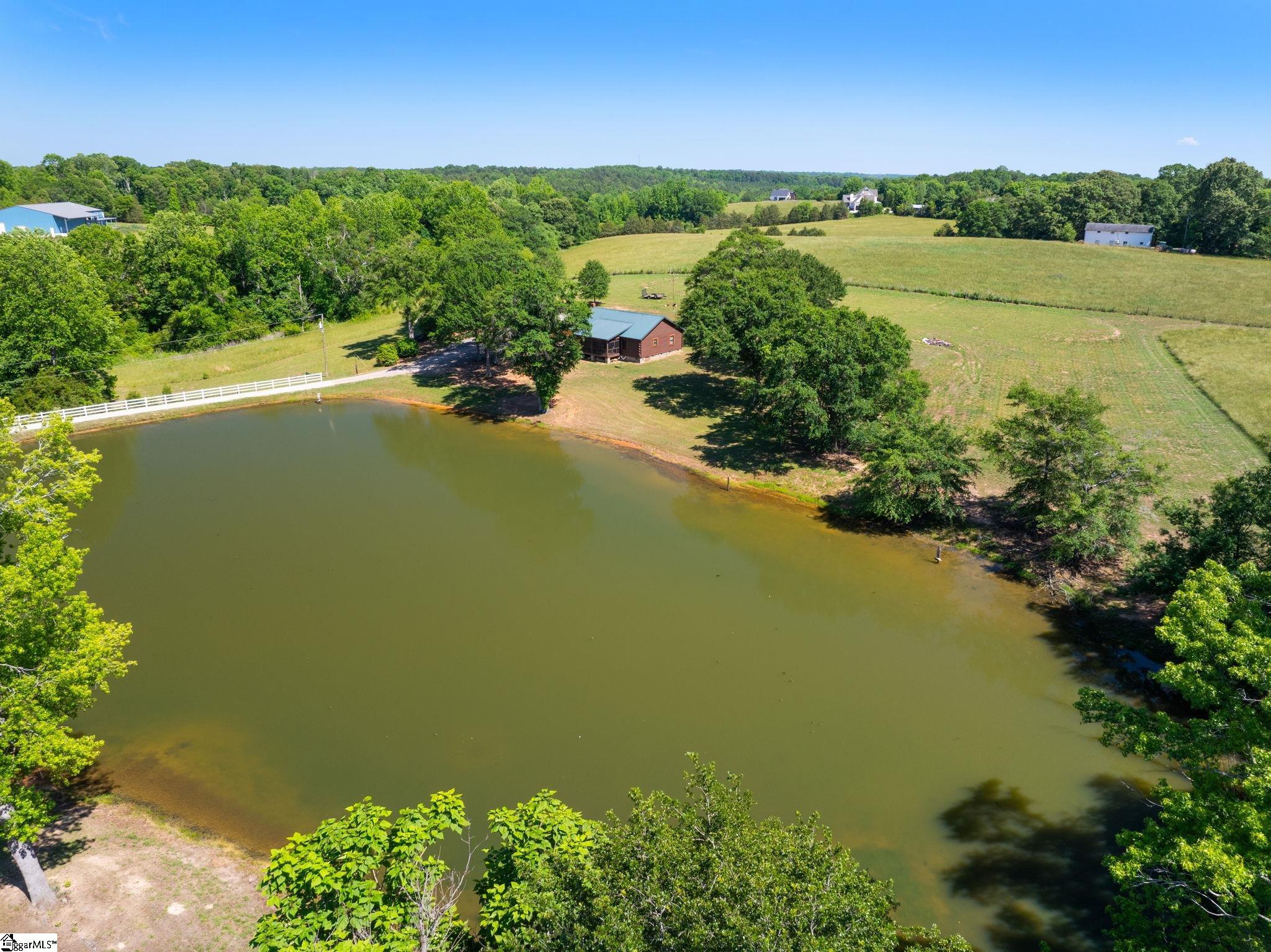 425 Cooper Bridge Road Woodruff, SC 29388