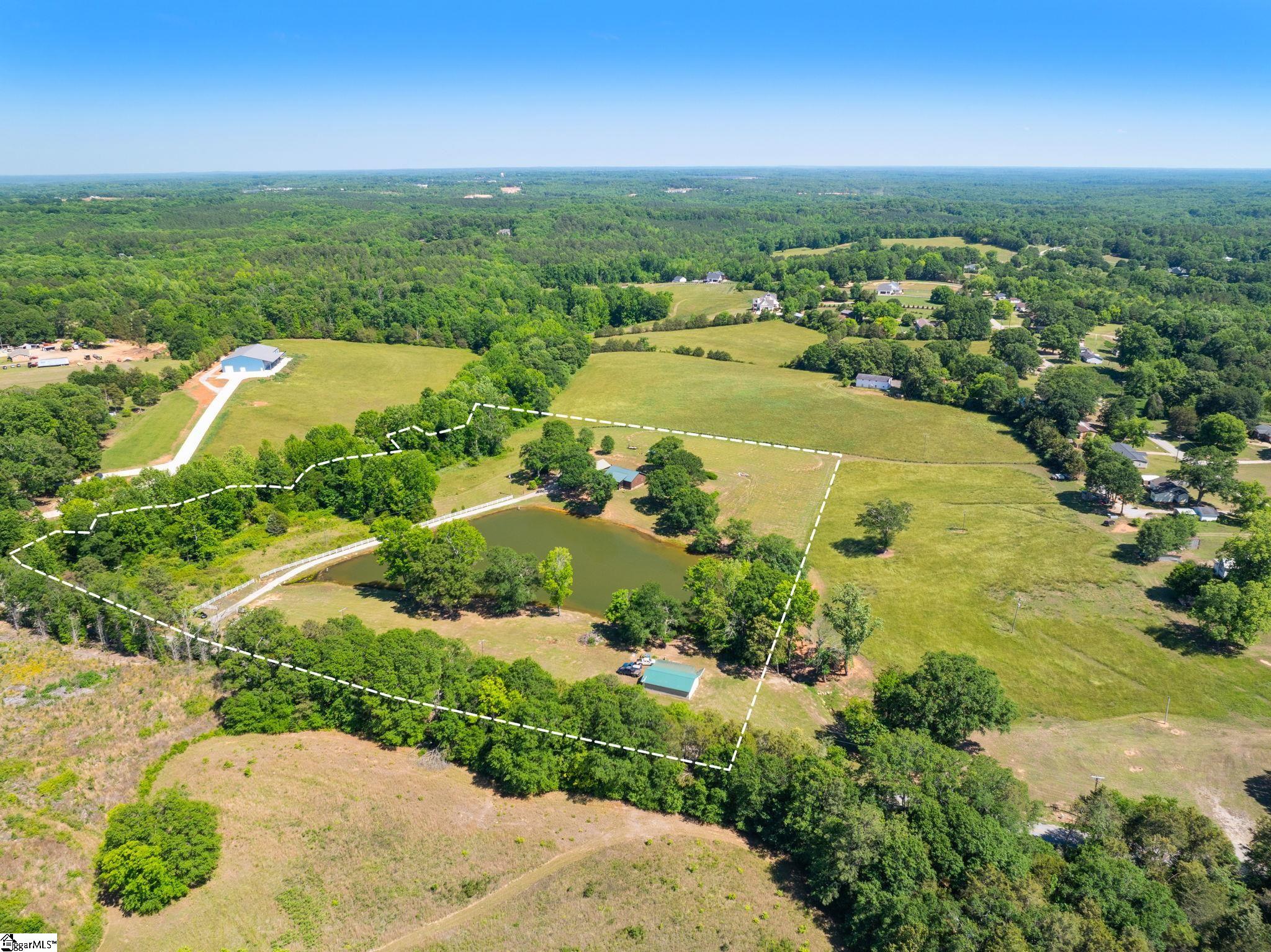 425 Cooper Bridge Road Woodruff, SC 29388