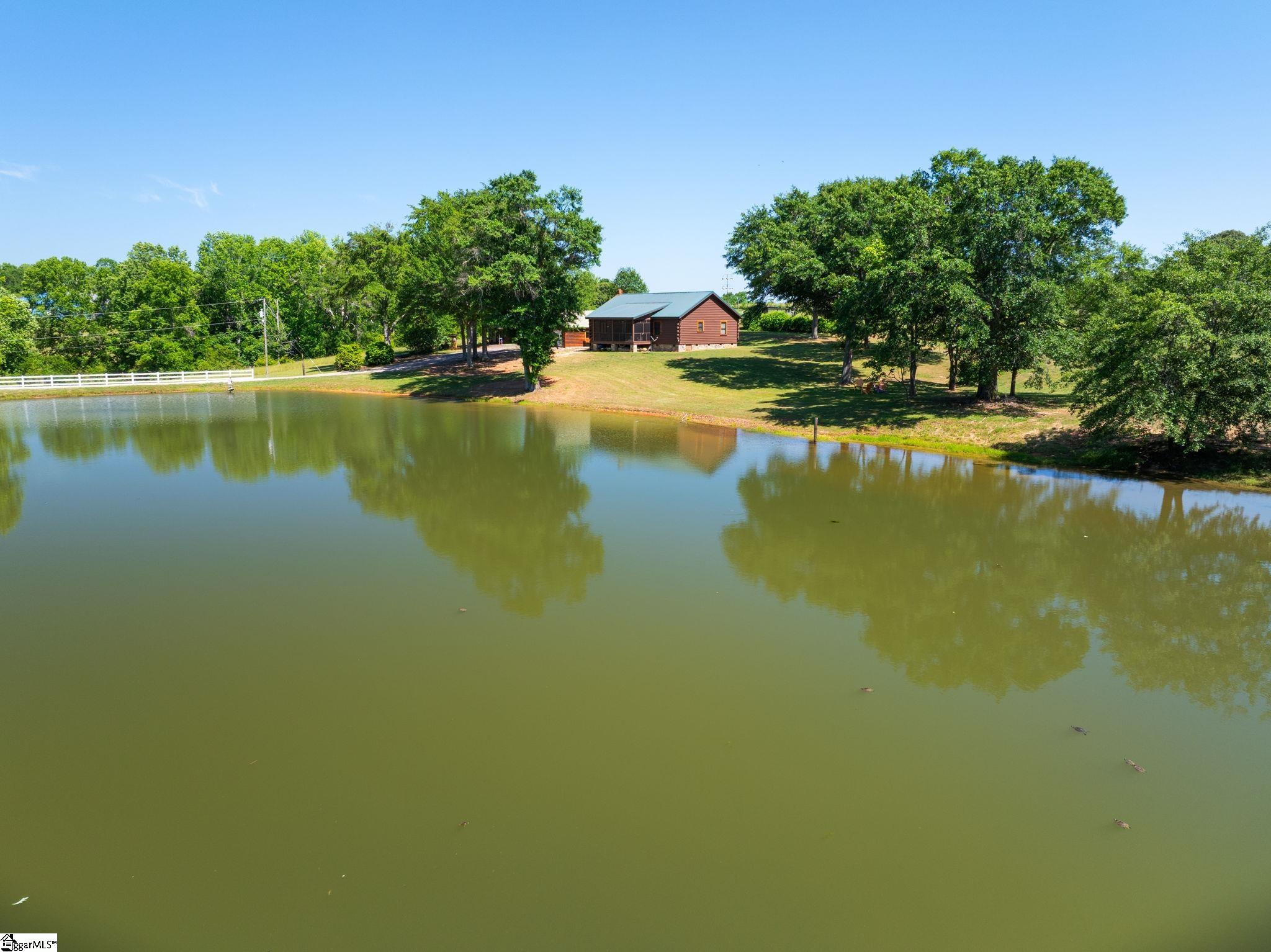 425 Cooper Bridge Road Woodruff, SC 29388