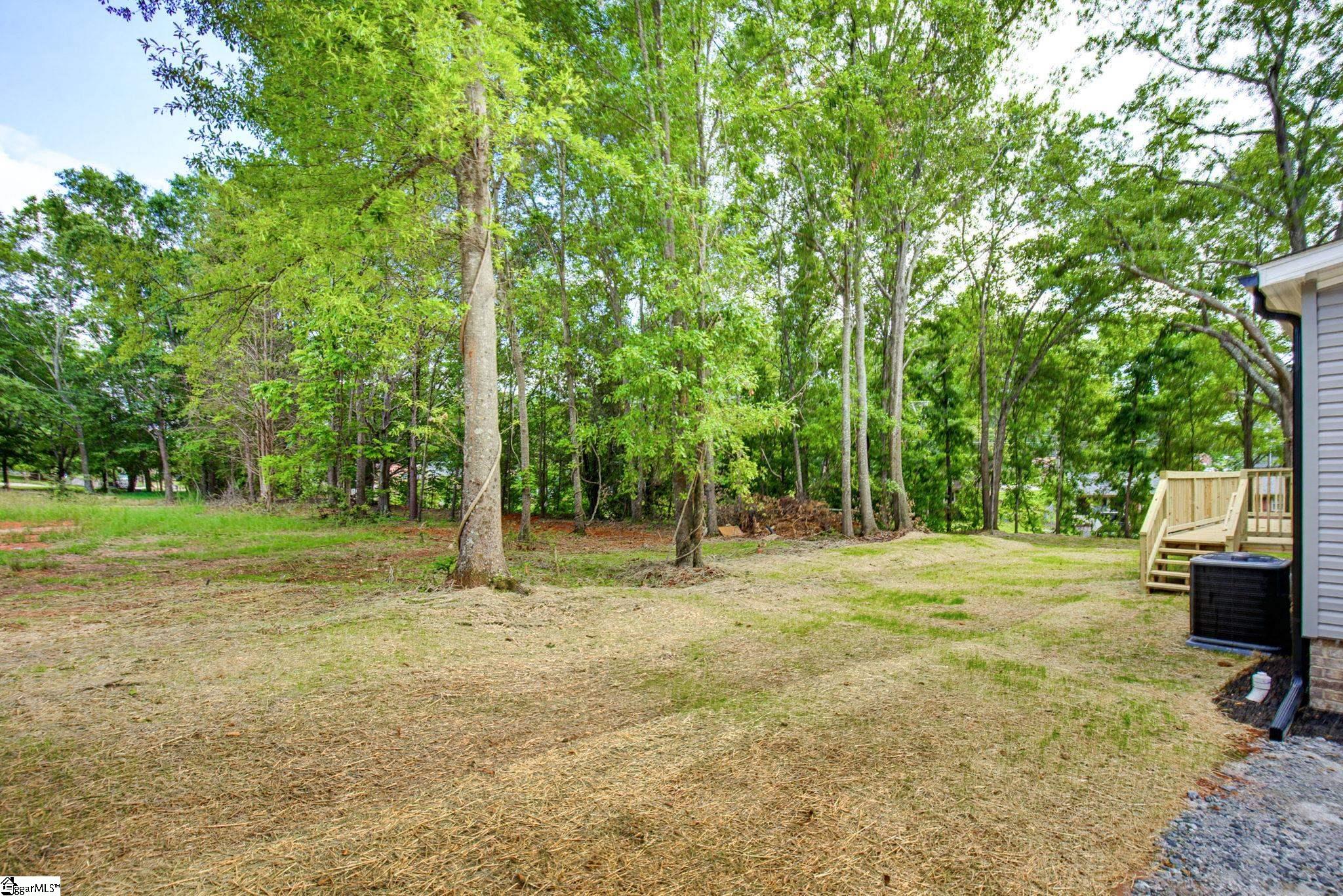 656 Plainview Drive Spartanburg, SC 29307