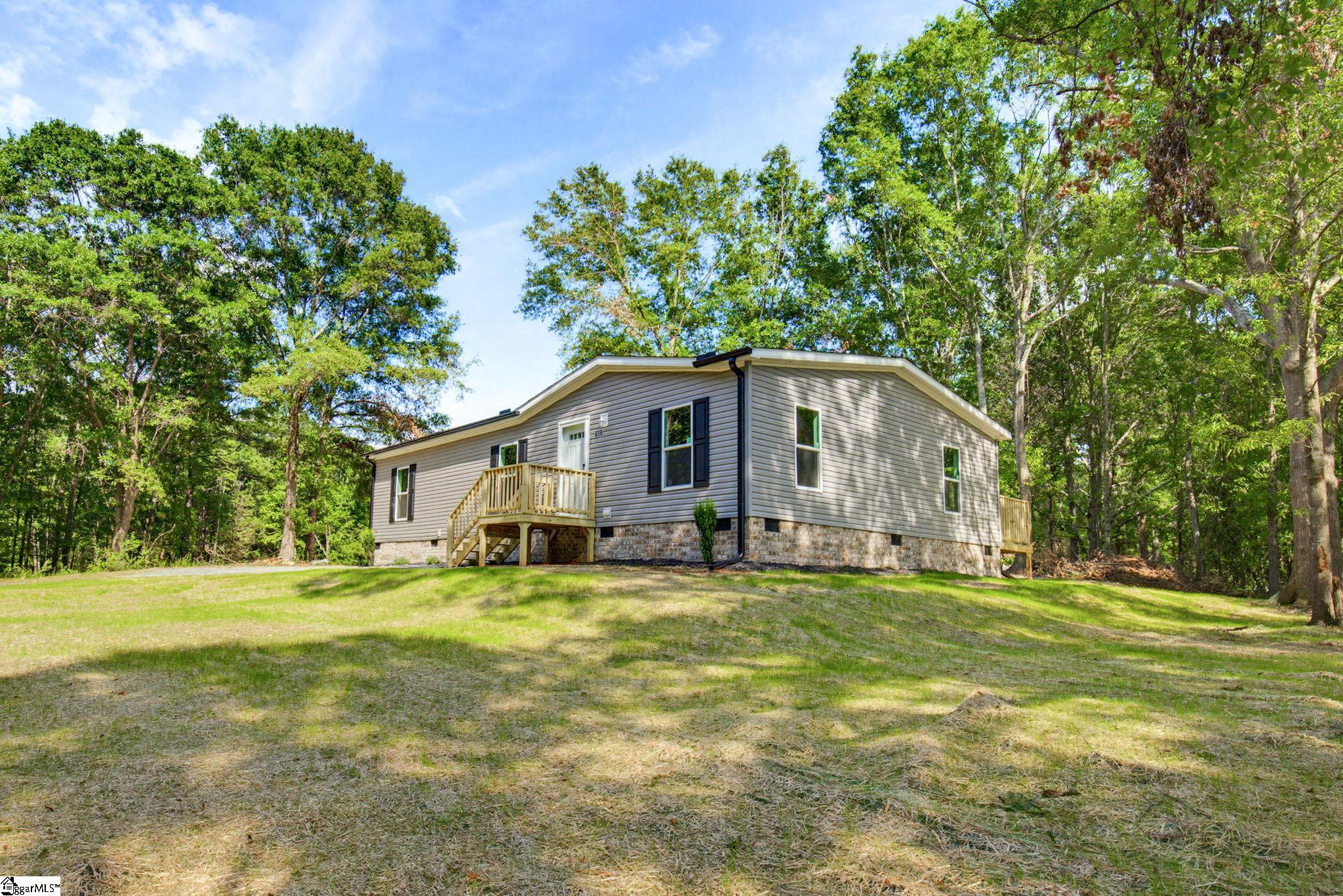 656 Plainview Drive Spartanburg, SC 29307
