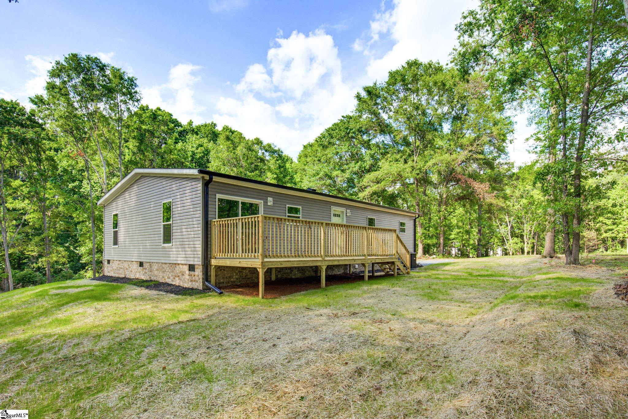 656 Plainview Drive Spartanburg, SC 29307