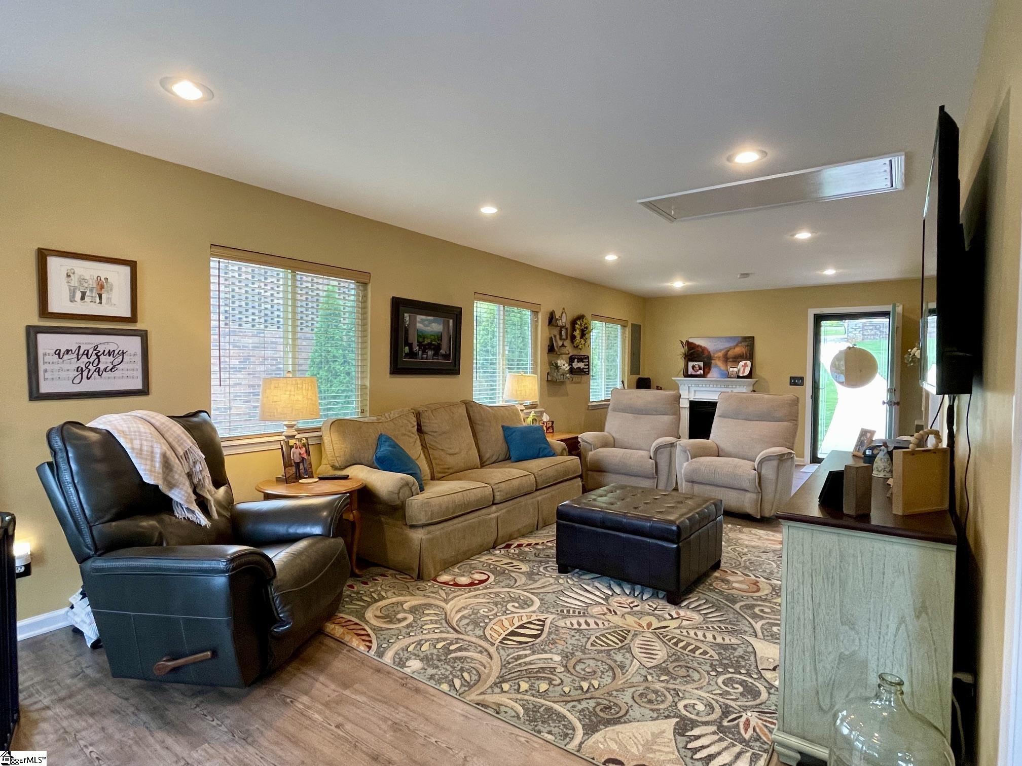 155 Lakeview Drive Inman, SC 29349