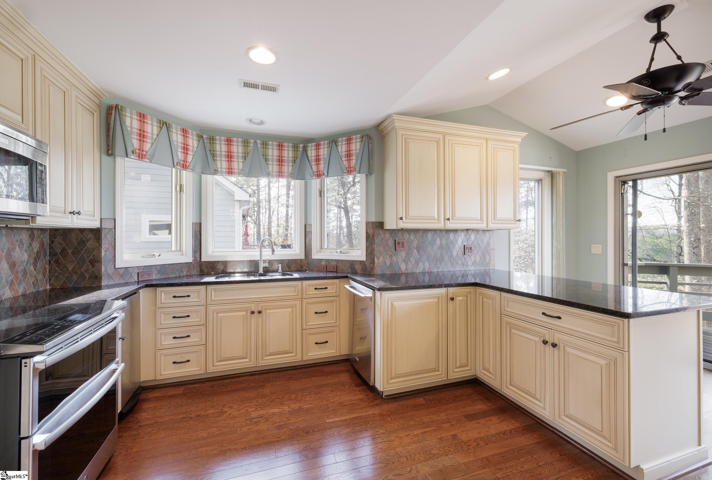 47 Gulf Stream Lane Salem, SC 29676
