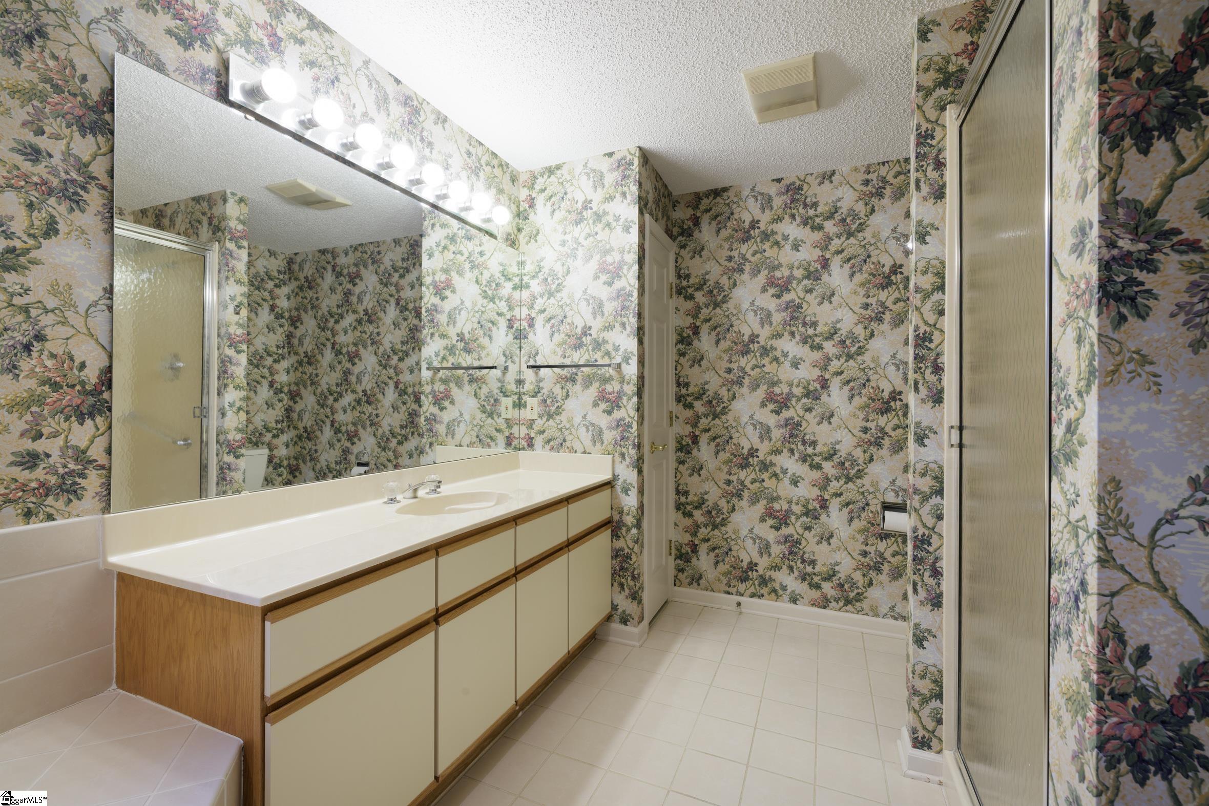 47 Gulf Stream Lane Salem, SC 29676