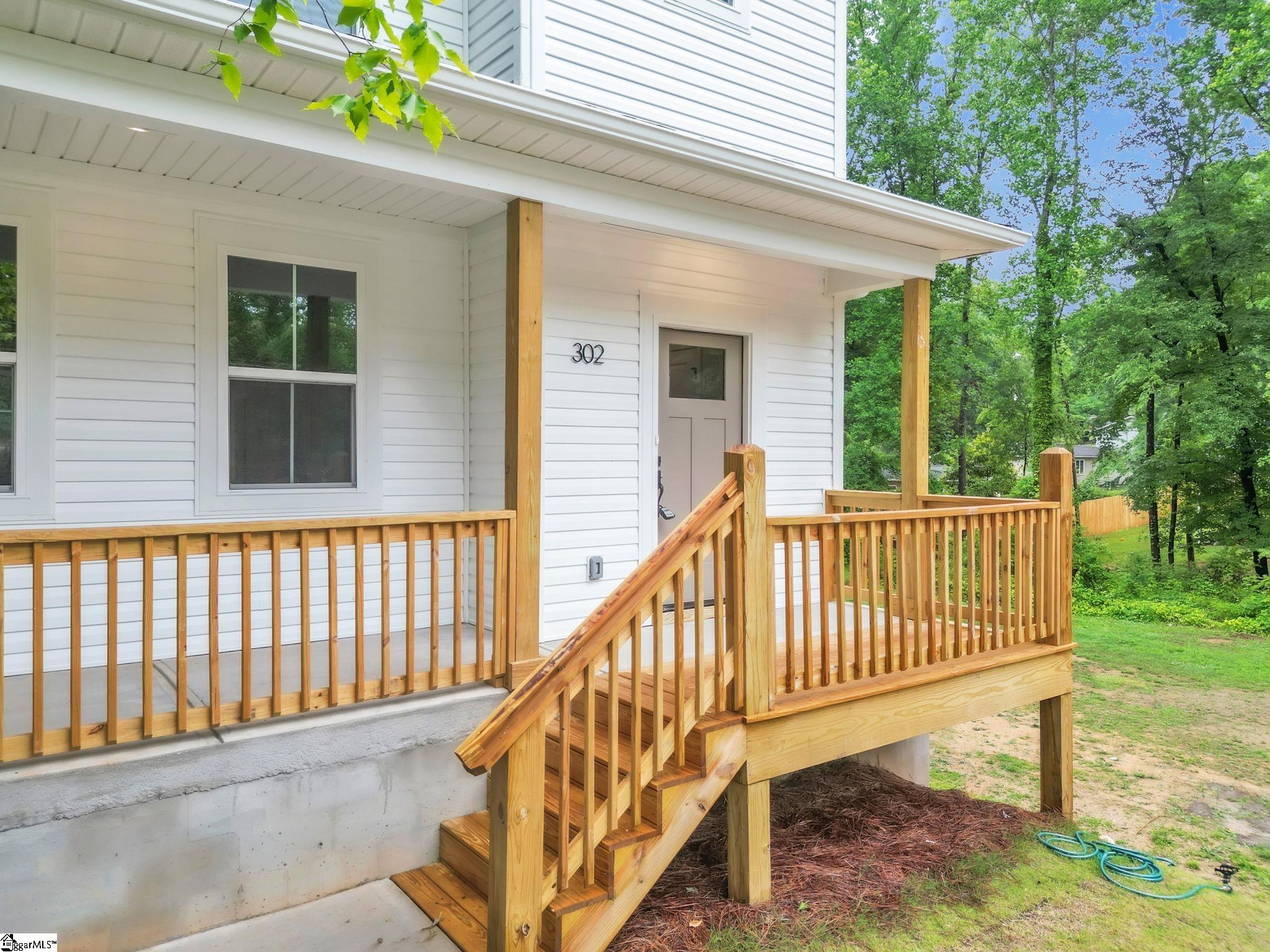 302 Satterfield Drive Greenville, SC 29611