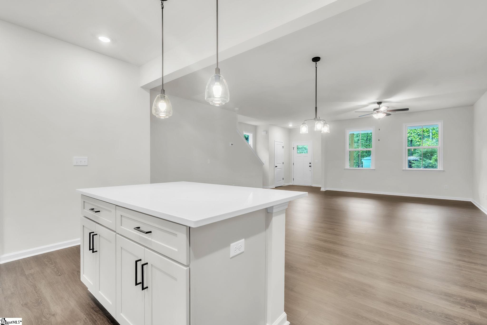302 Satterfield Drive Greenville, SC 29611
