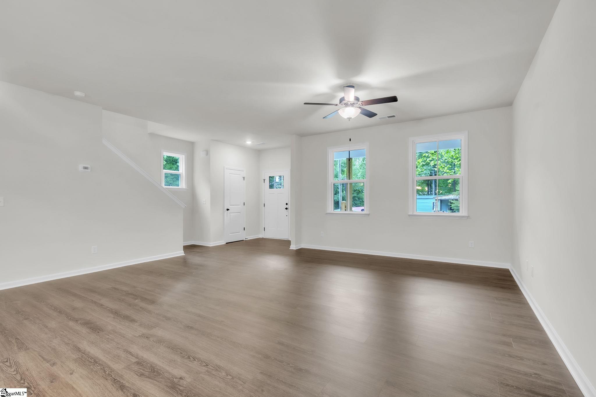 302 Satterfield Drive Greenville, SC 29611