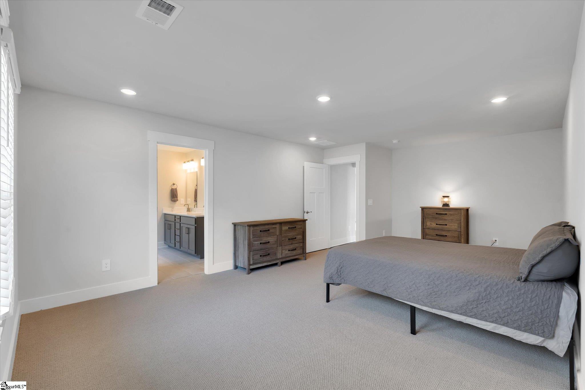 118 Cedar Shoals Way Piedmont, SC 29673-9920