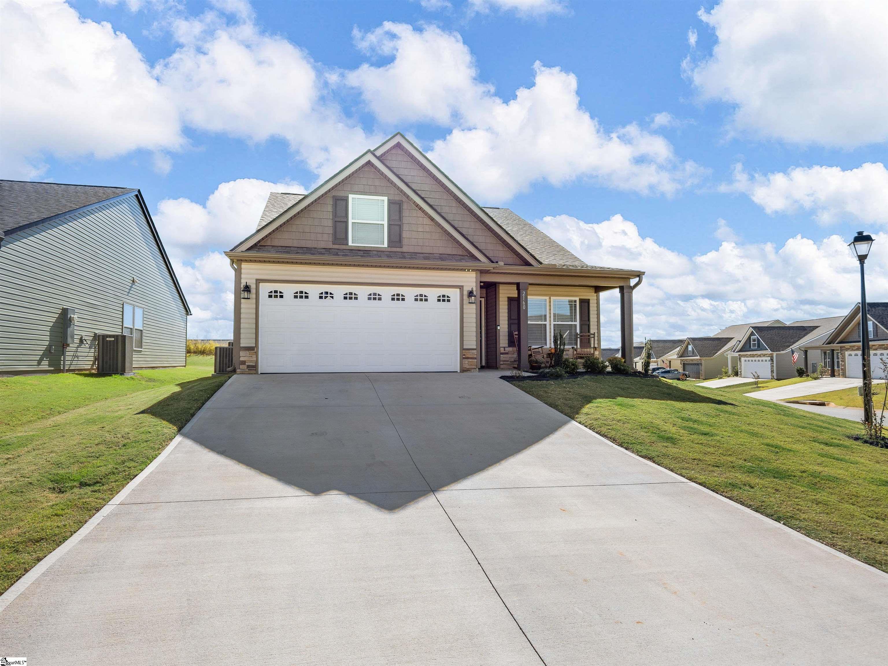 2160 Davenport Court Moore, SC 29369