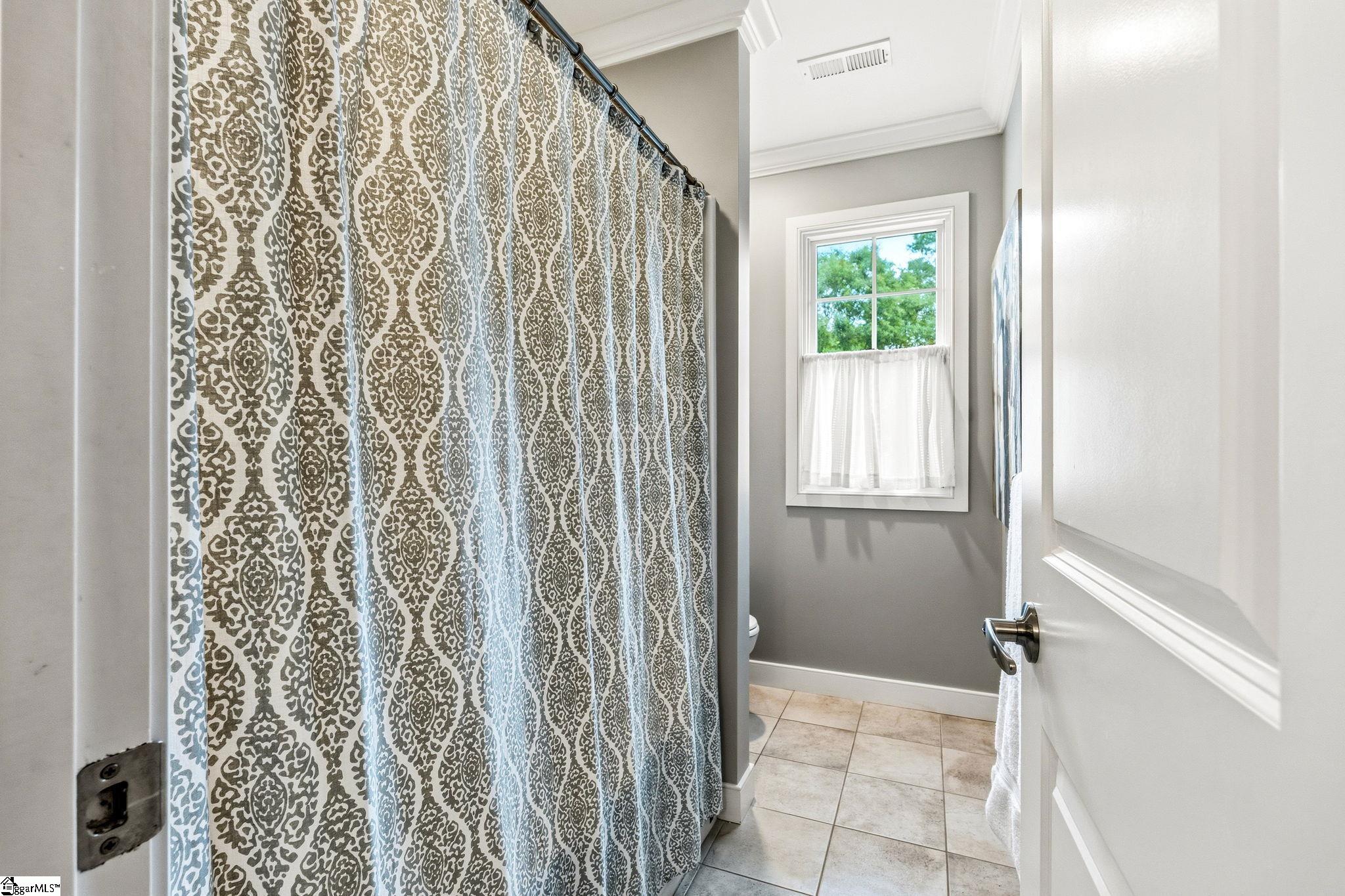 108 Mount Vista Avenue Greenville, SC 29605