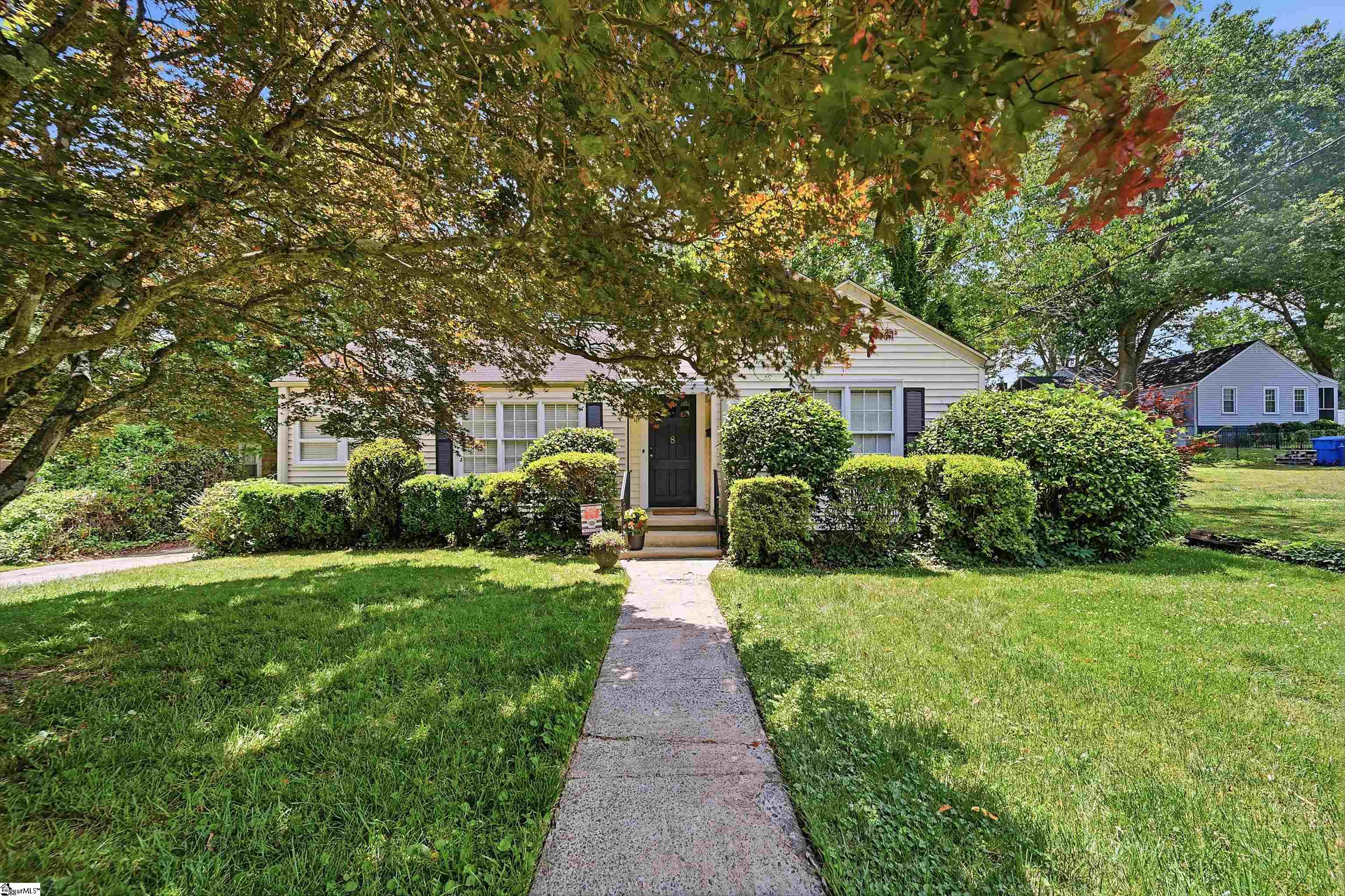 8 Northwood Avenue Greenville, SC 29609