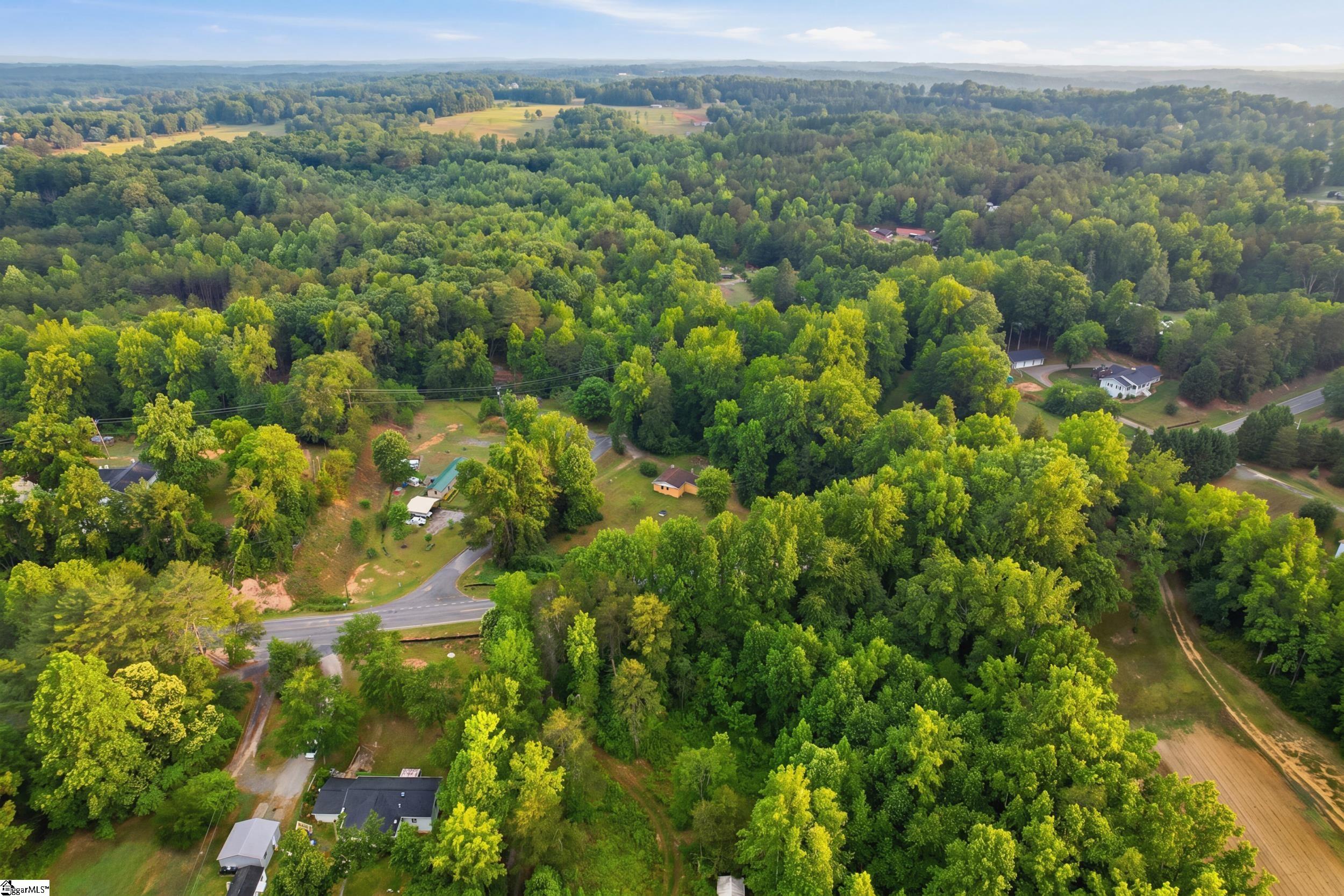 231 Ford Lane Landrum, SC 29356