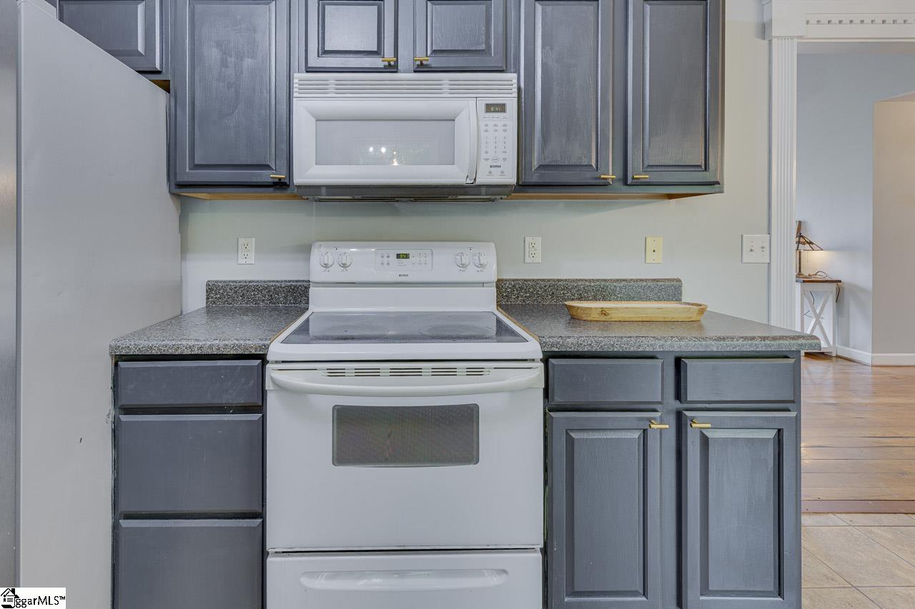 23 Cole Creek Court Greer, SC 29651