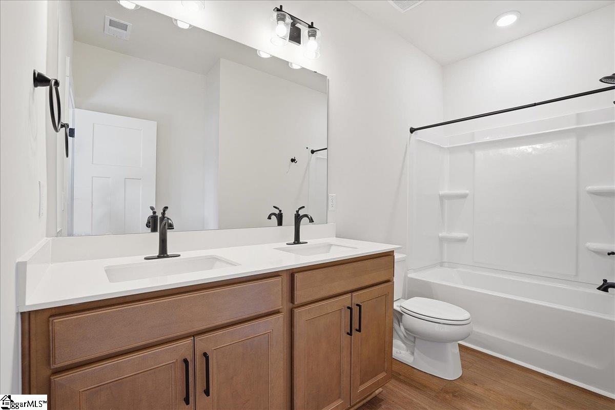 805 Lonsdale Court Woodruff, SC 29388