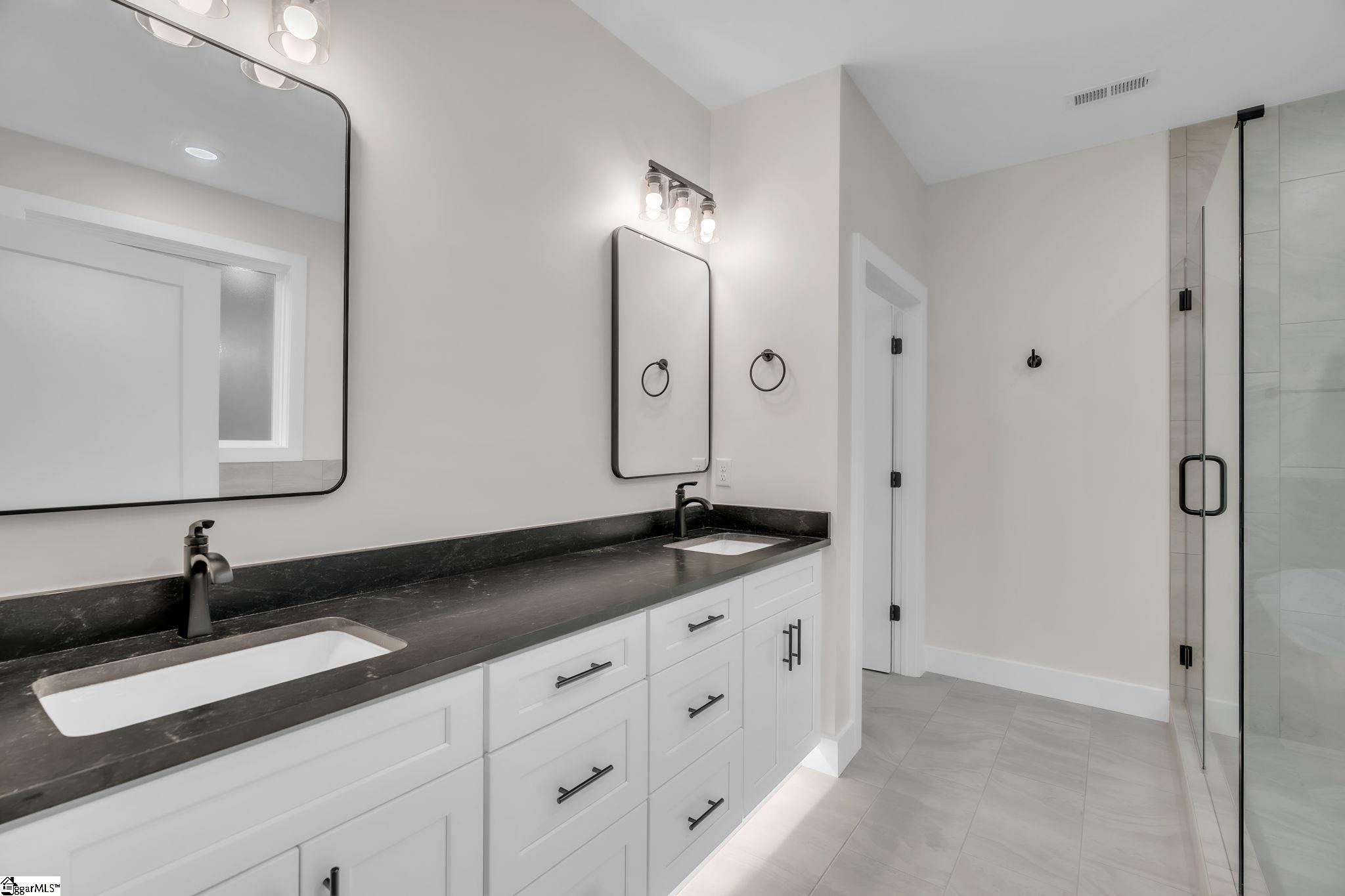 800 Glassy Road Landrum, SC 29356