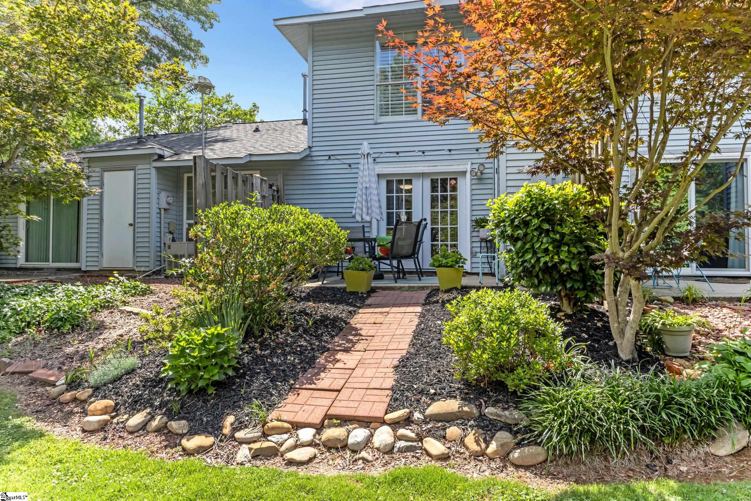 10 Bear Grass Court Greenville, SC 29605