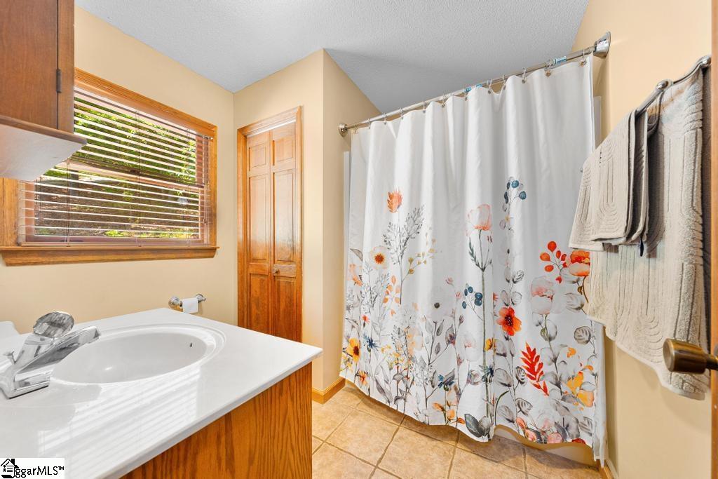 415 Kenwood Drive Westminster, SC 29693