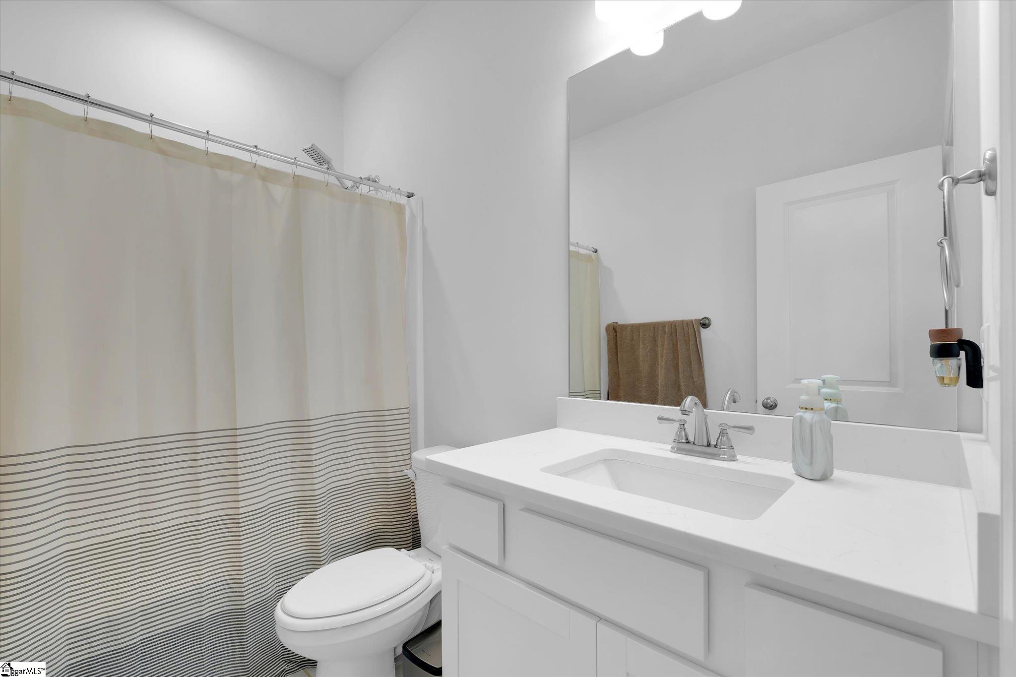 408 Oakton Drive Greer, SC 29651