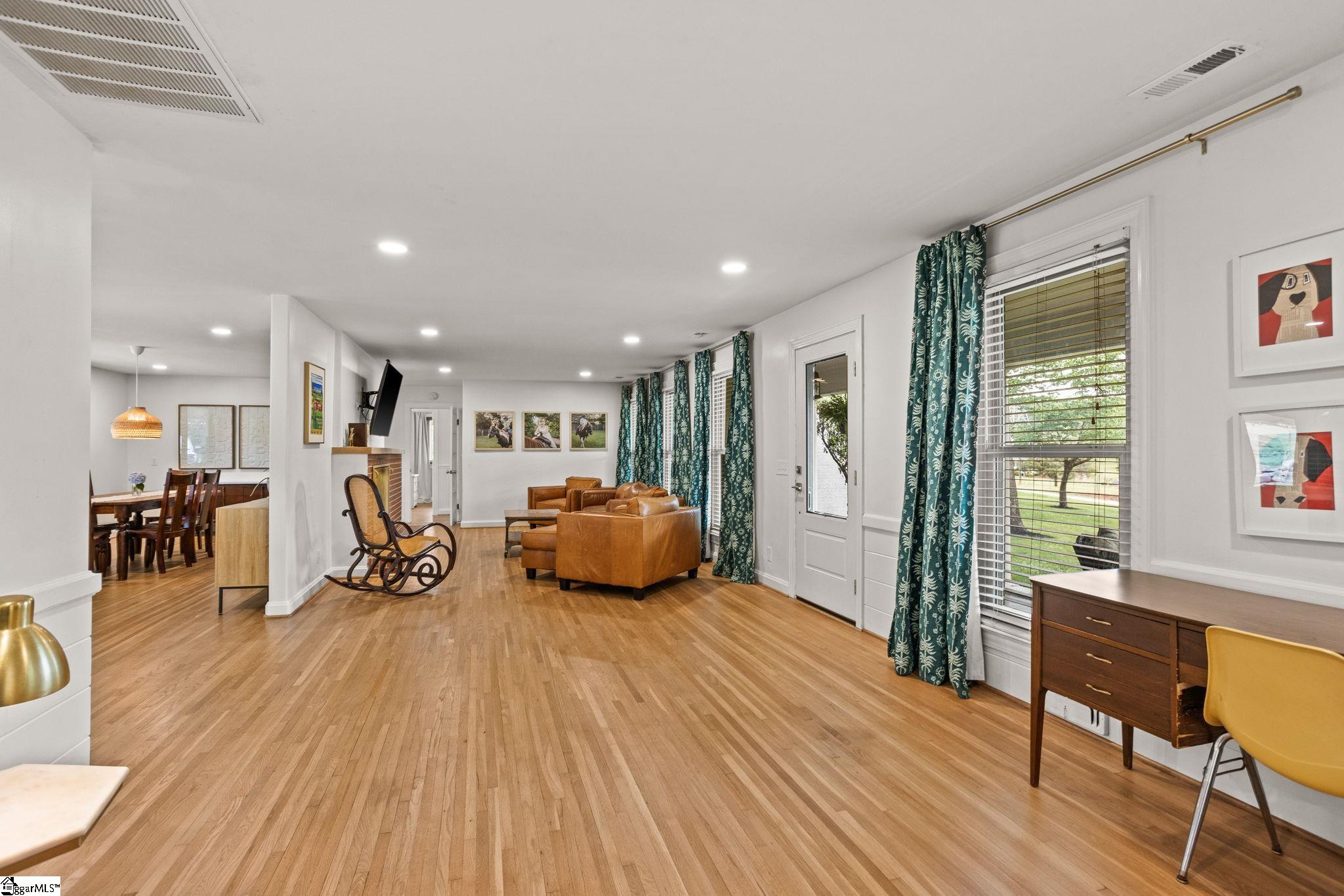 9401 Old White Horse Road Greenville, SC 29617
