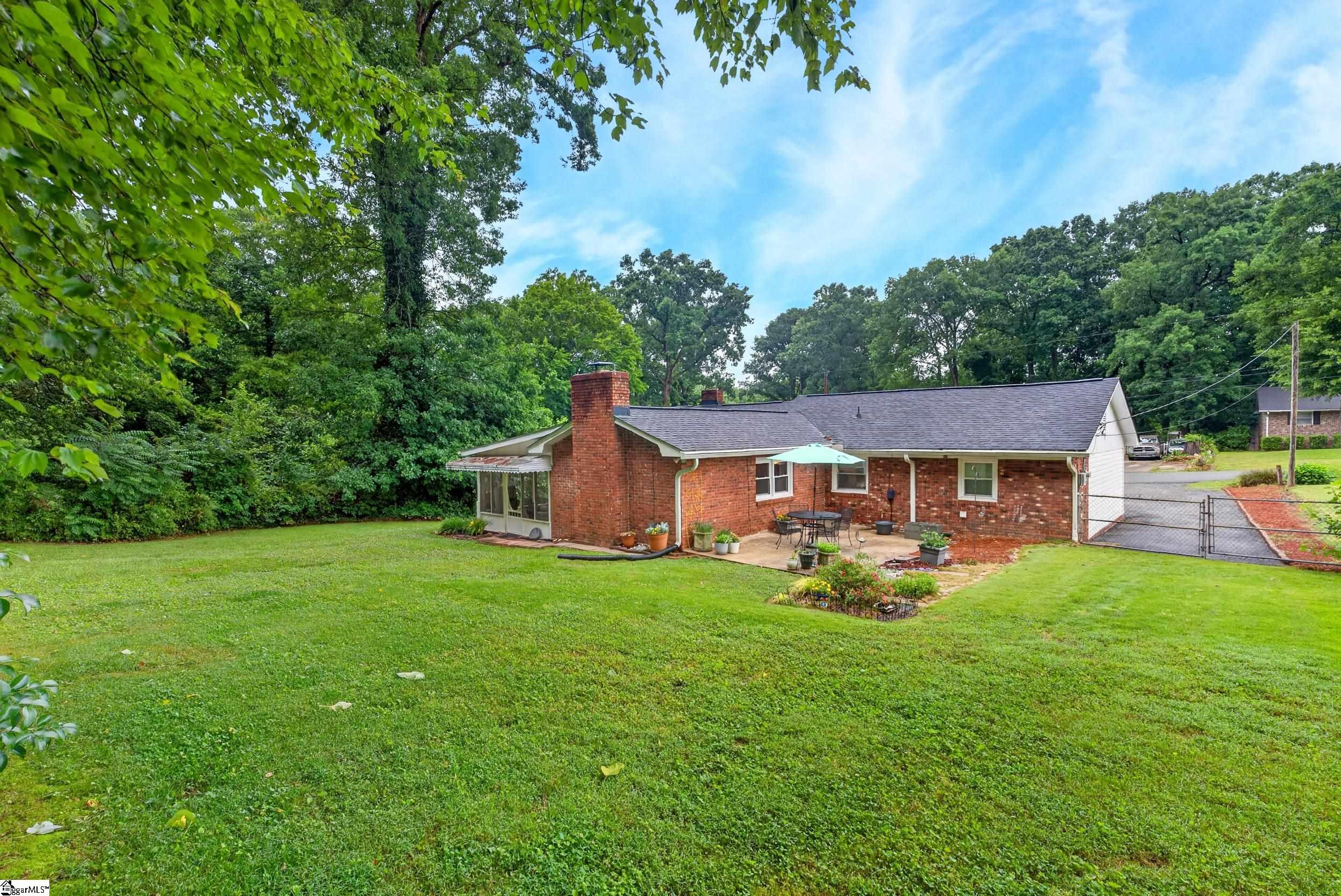 549 Barnwell Road Spartanburg, SC 29303