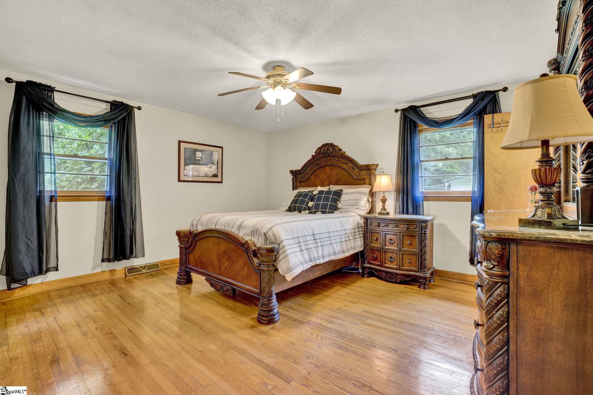 207 Fair Place Clinton, SC 29325