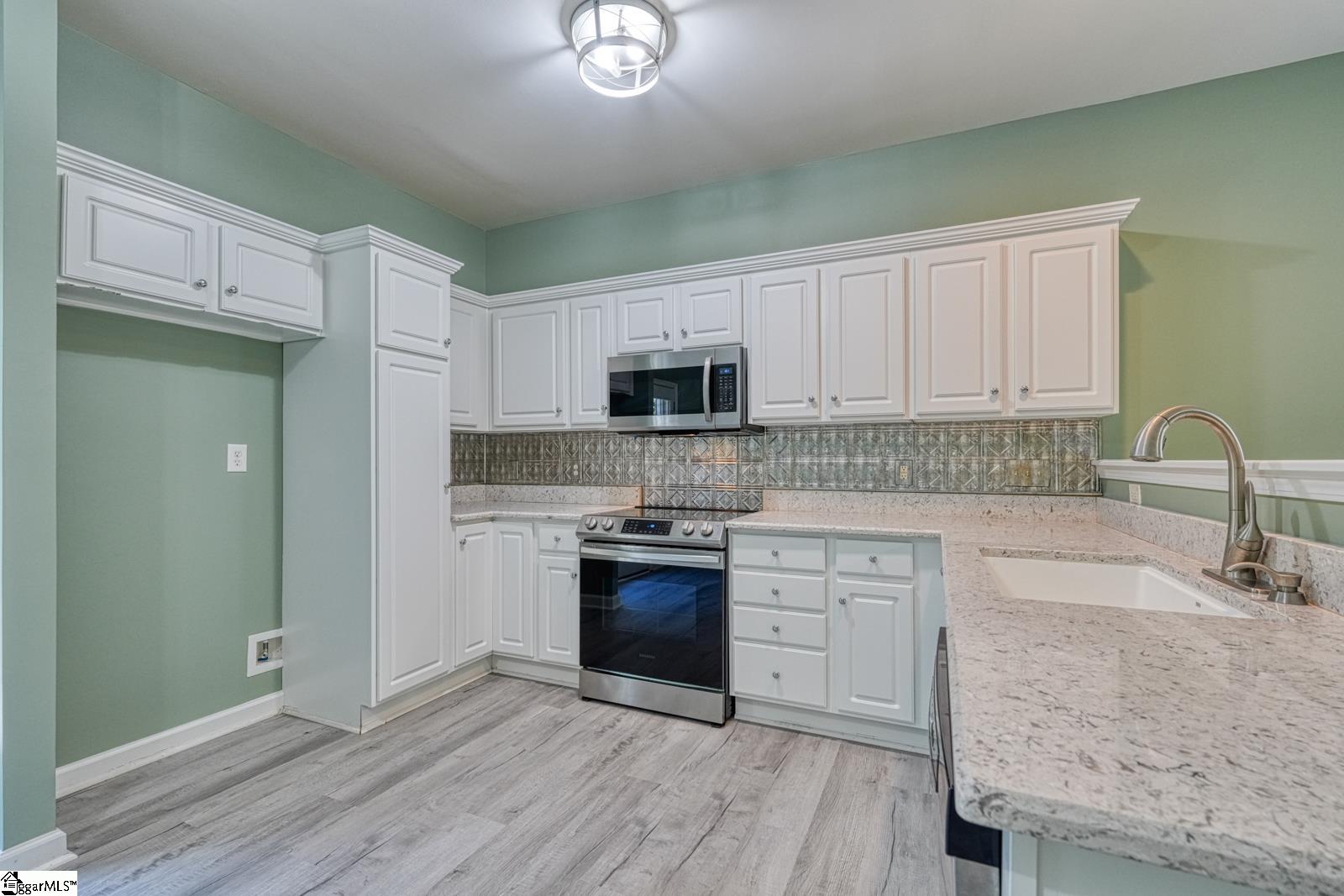 205 Whaleback Drive Simpsonville, SC 29681