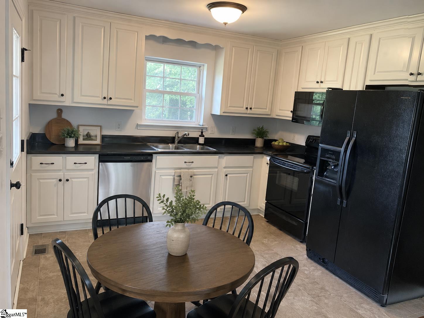 270 Circle Drive Pendelton, SC 29670